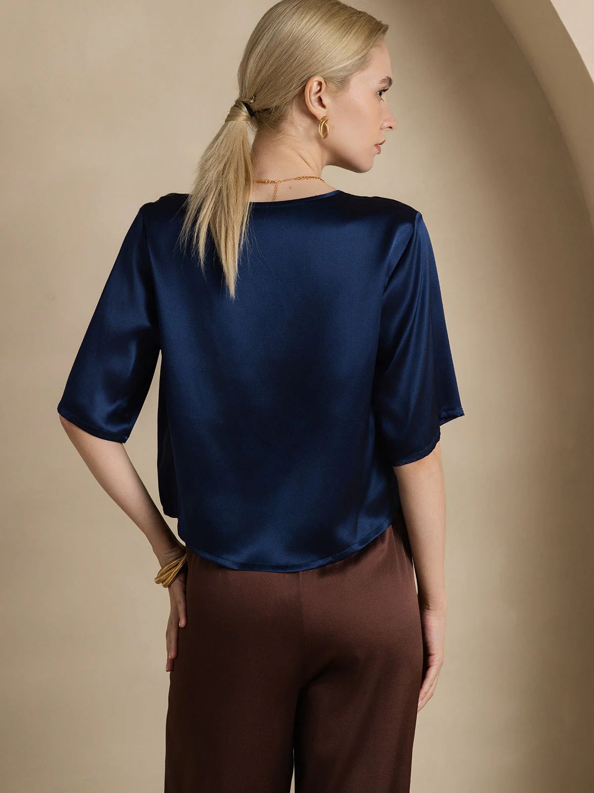 Pure Silk Half Sleeve U Neck Women's T-Shirt - Image 23