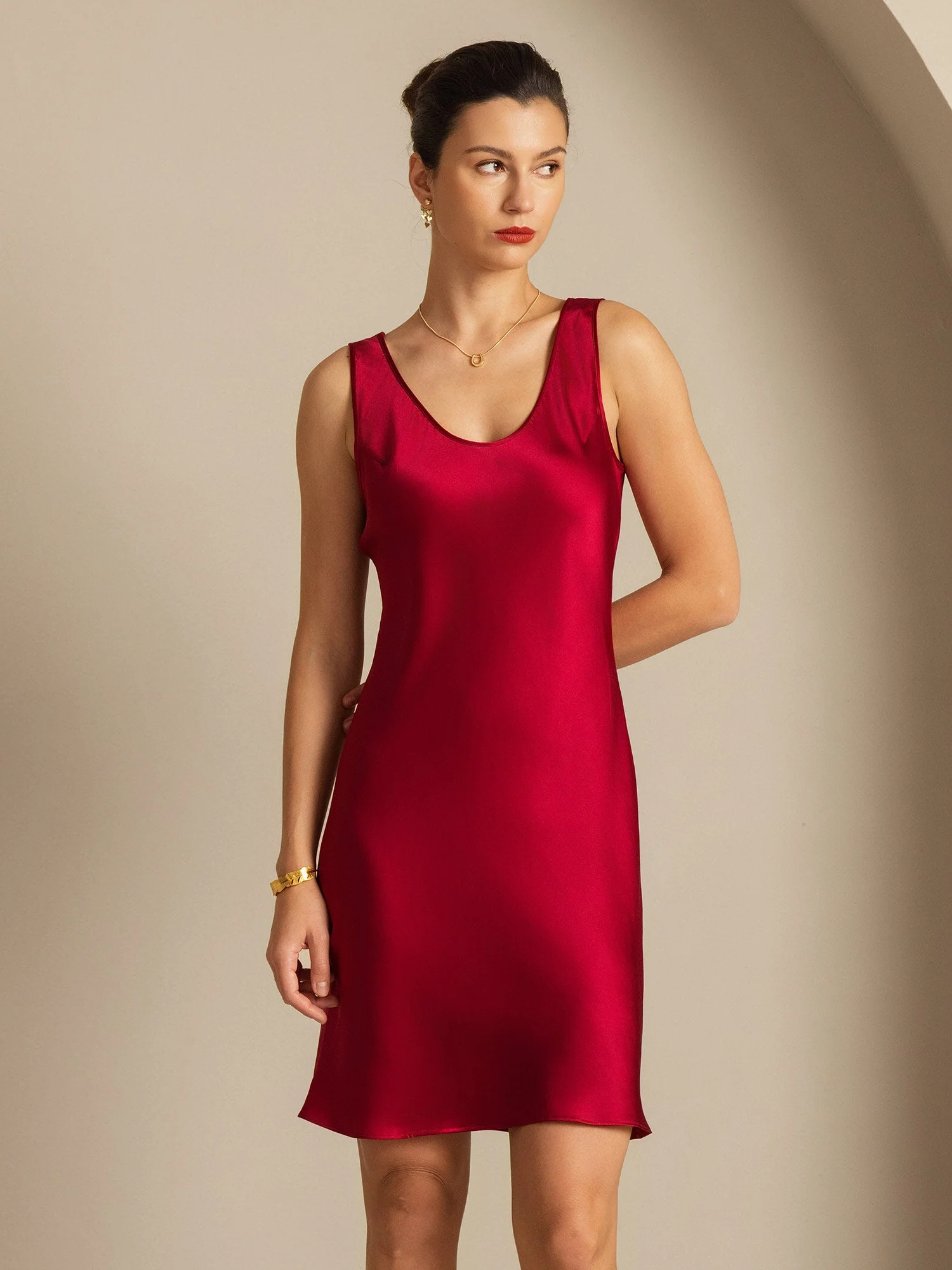 Pure Silk Sleeveless U-Neck Short Nightgown - Image 12