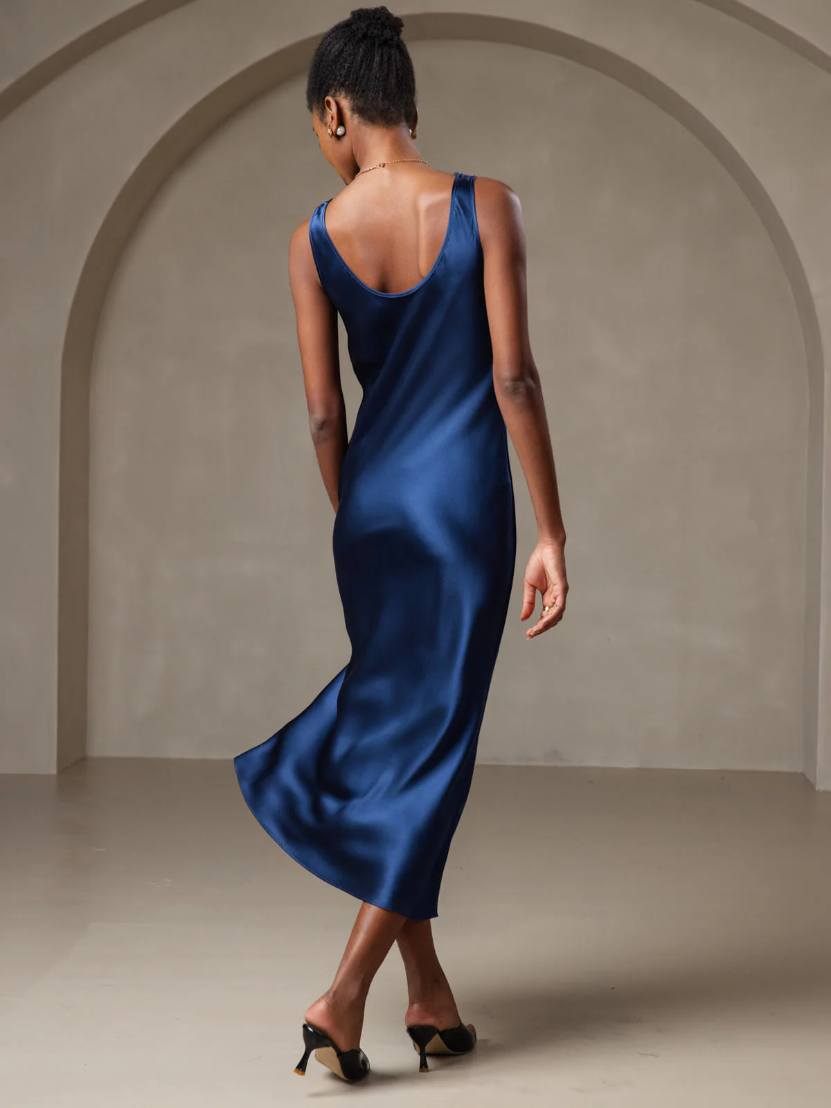 Pure Silk Sleeveless U Neck Midi Dress - Image 28