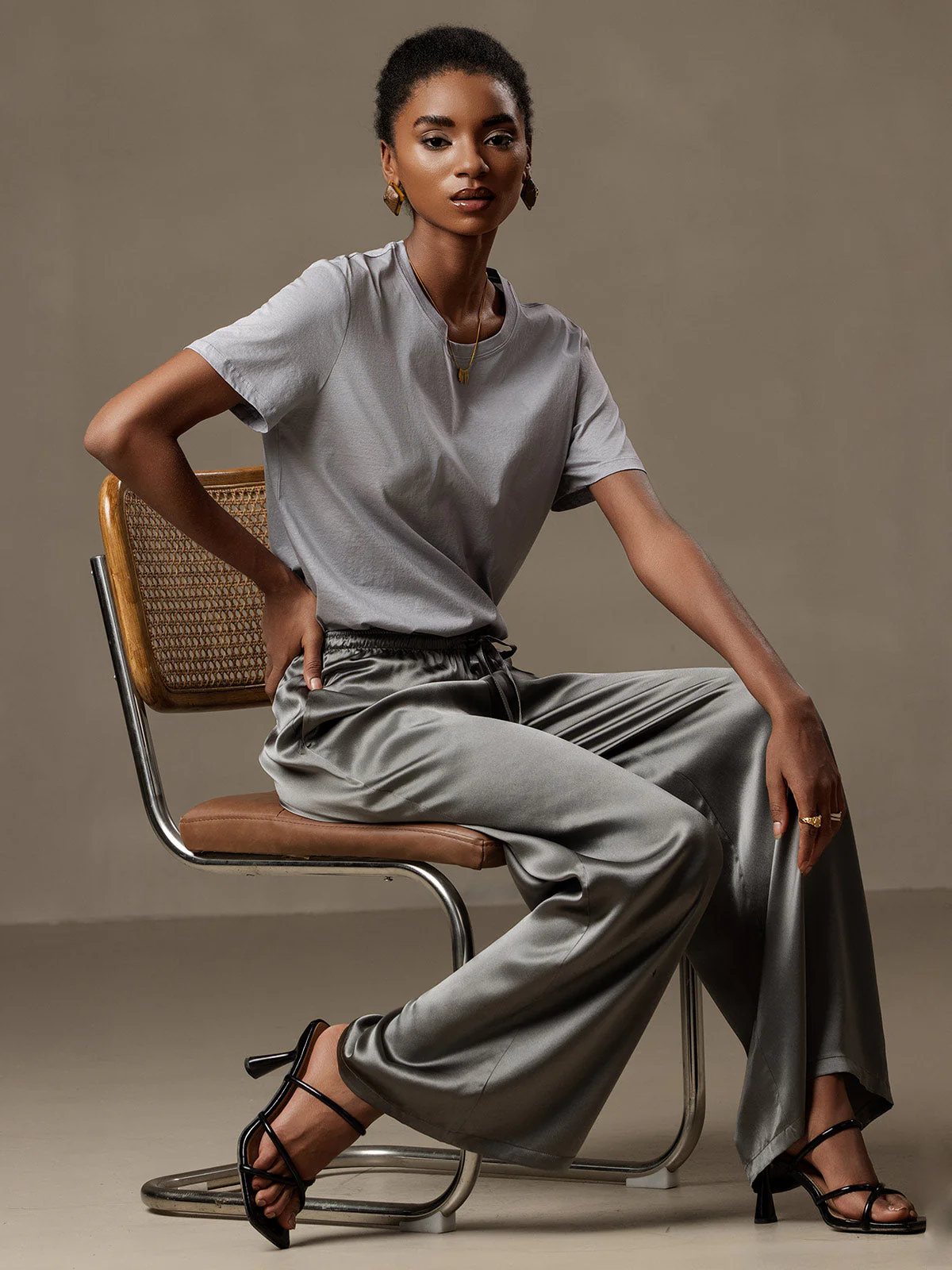 Pure Silk Wide Leg Women's Pants with Elastic Waist Design - Image 3