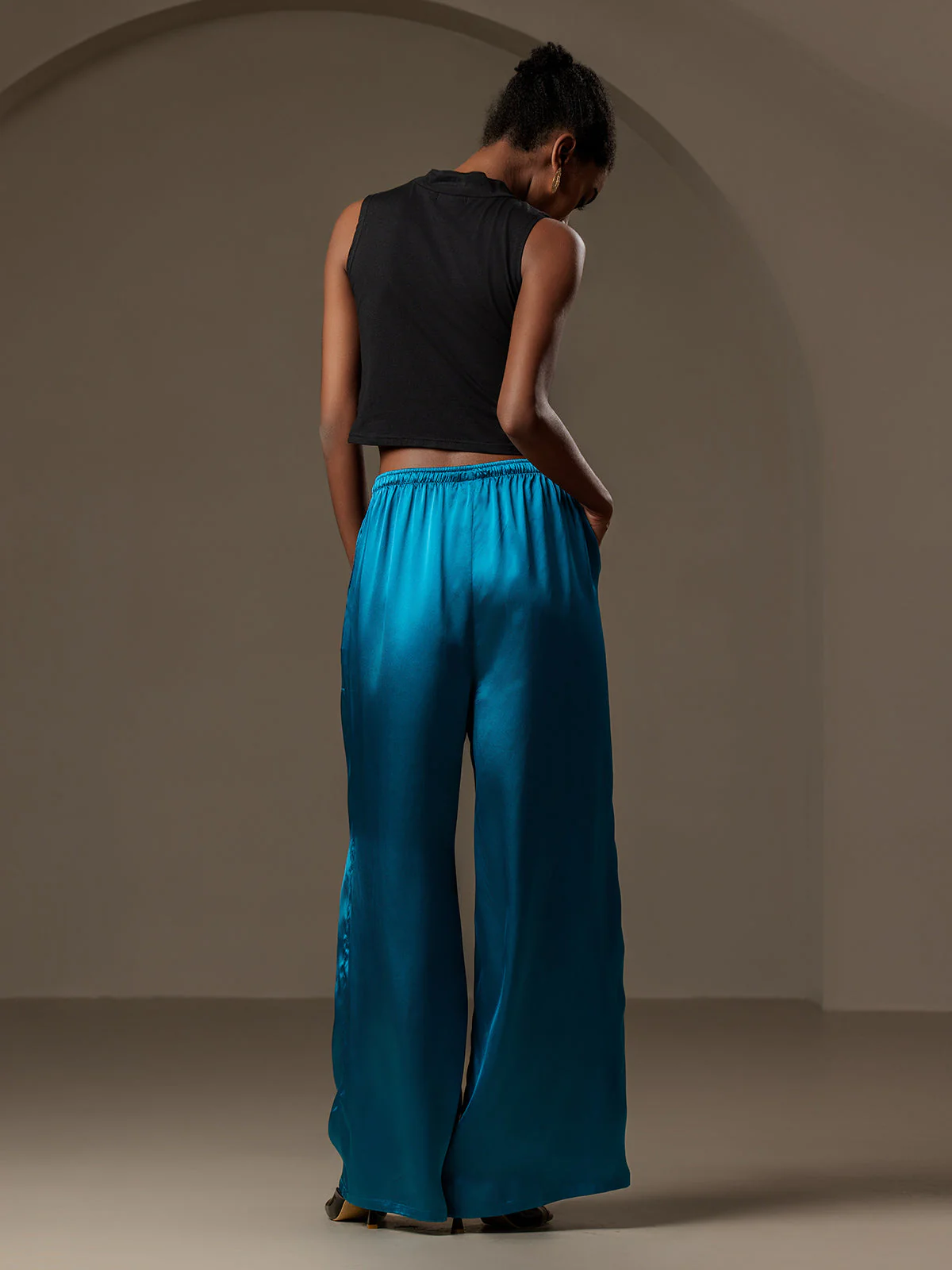 Pure Silk Wide Leg Women's Pants with Elastic Waist Design - Image 35