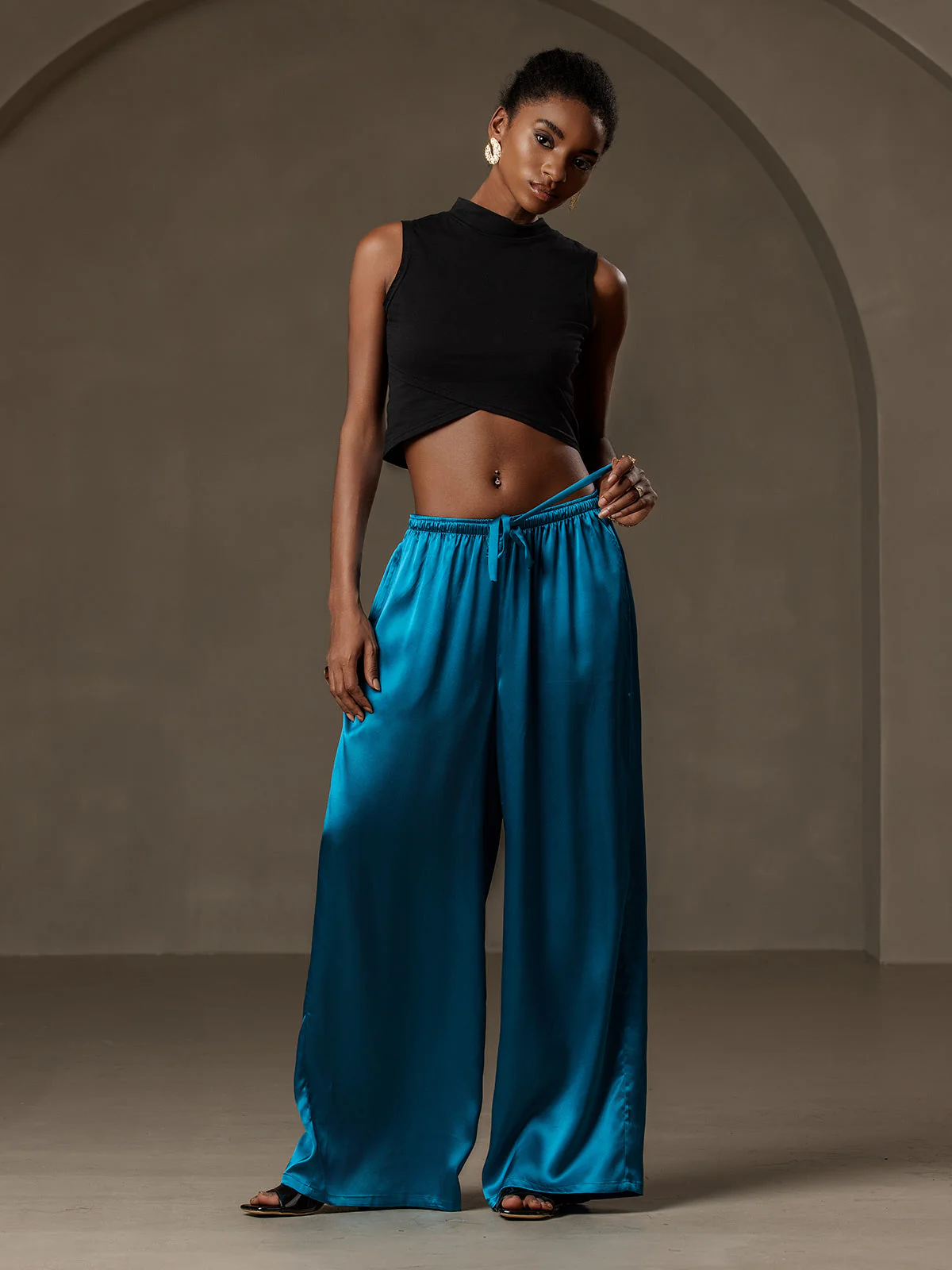Pure Silk Wide Leg Women's Pants with Elastic Waist Design - Image 38