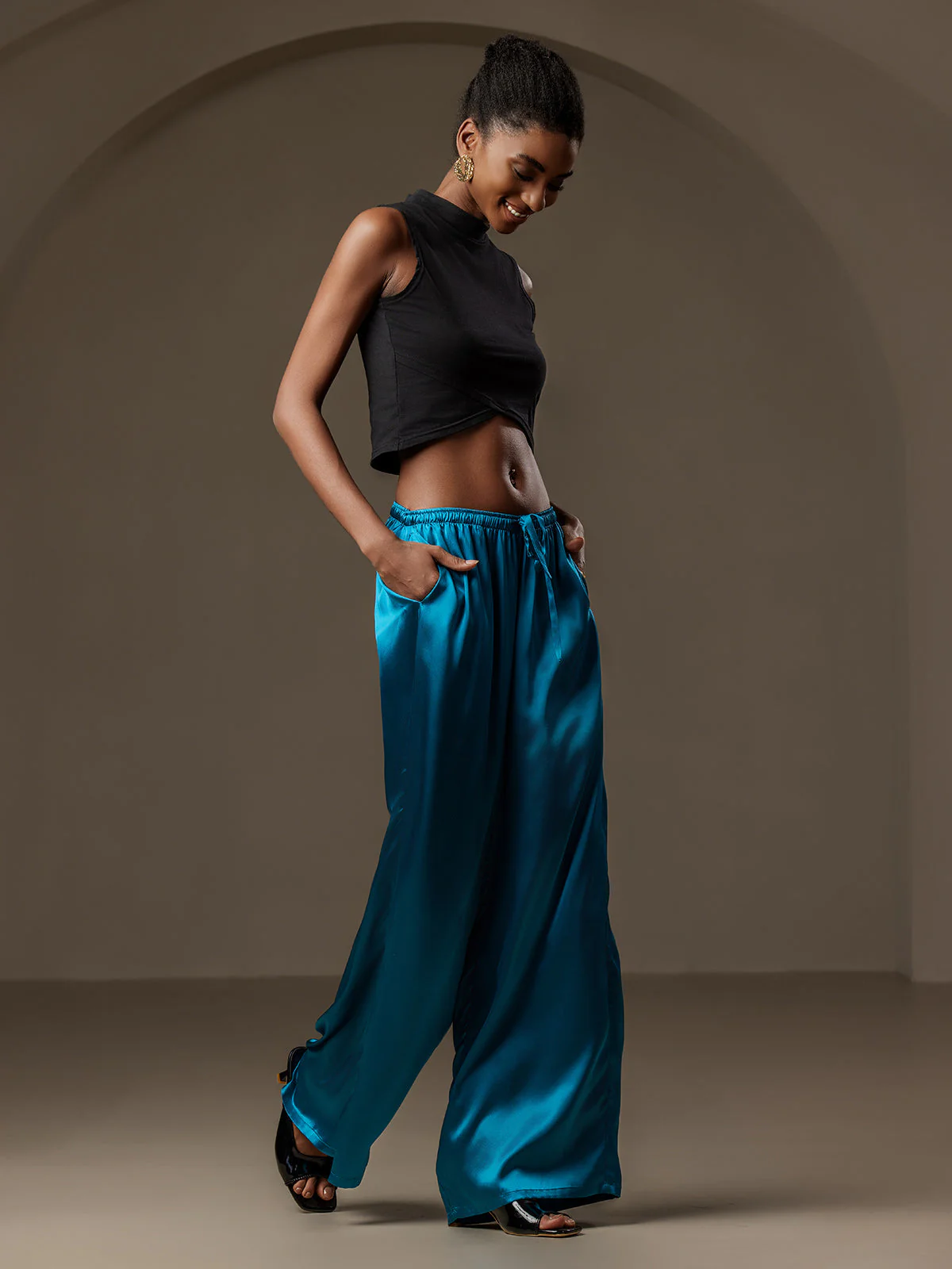 Pure Silk Wide Leg Women's Pants with Elastic Waist Design - Image 39