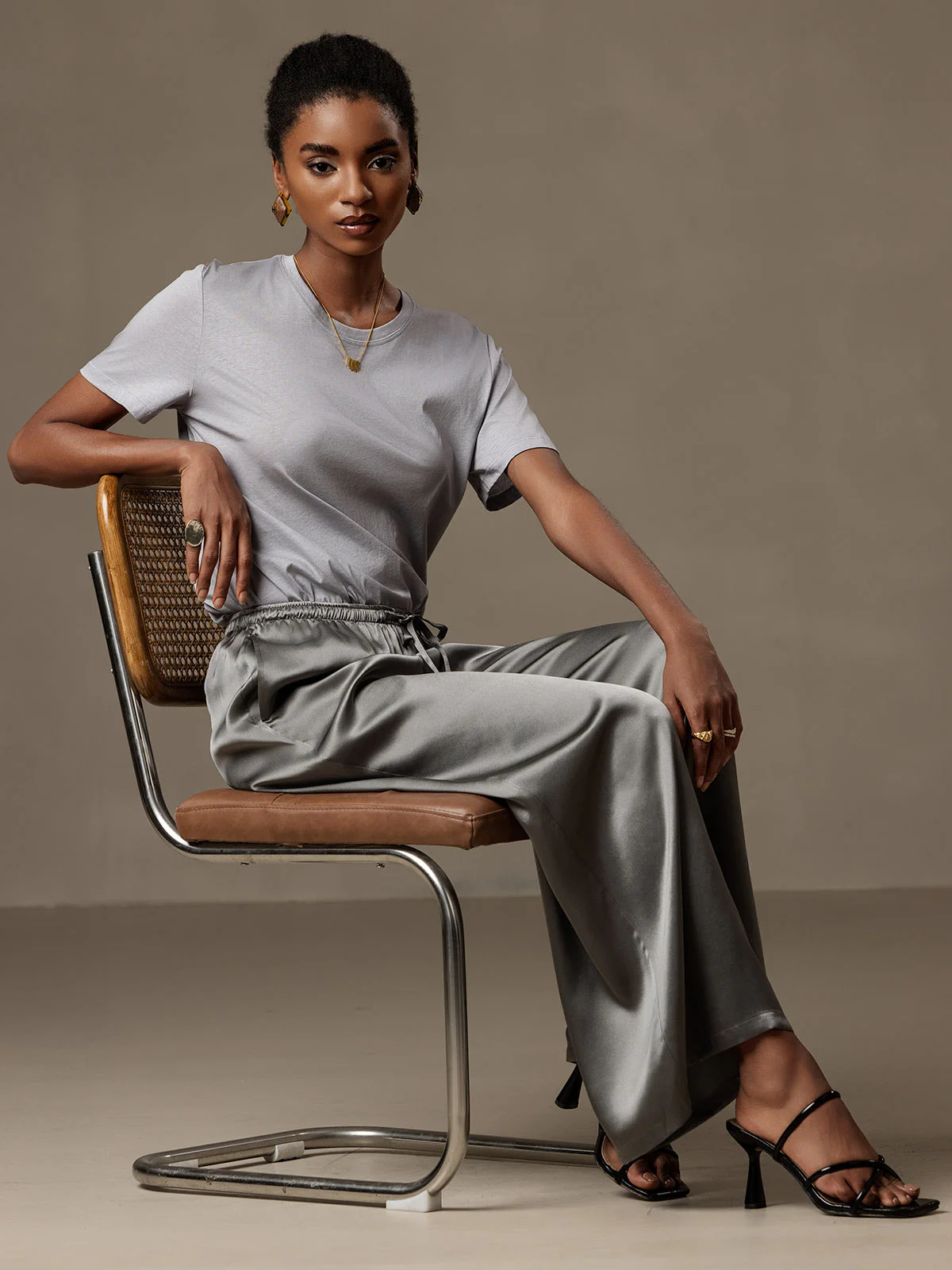 Pure Silk Wide Leg Women's Pants with Elastic Waist Design - Image 4