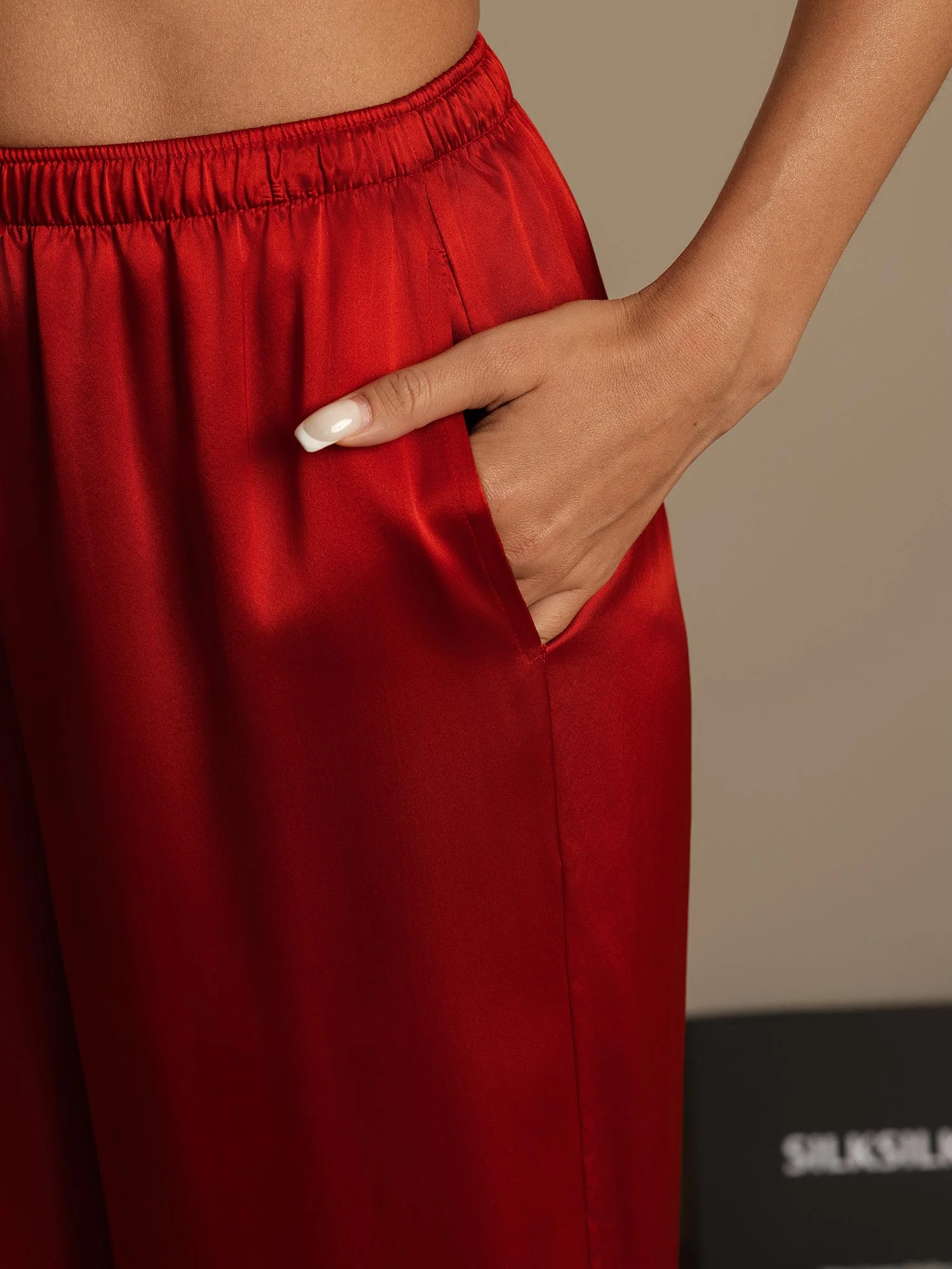 Pure Silk Wide Leg Women's Pants with Elastic Waist Design - Image 62