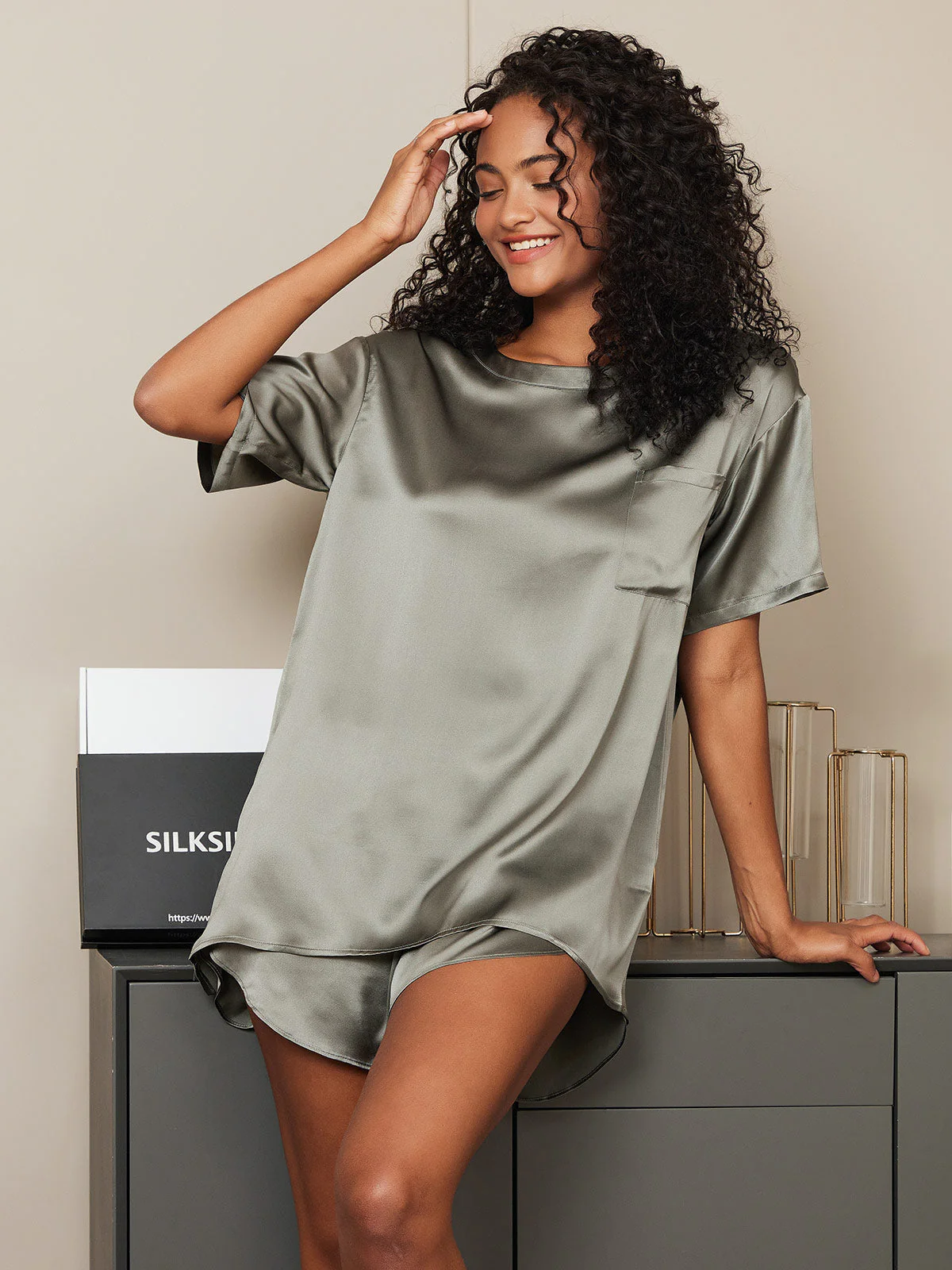 Pure Silk Short Sleeve Round Neck Womens Sleep Tee (Shorts Not Included) - Image 4