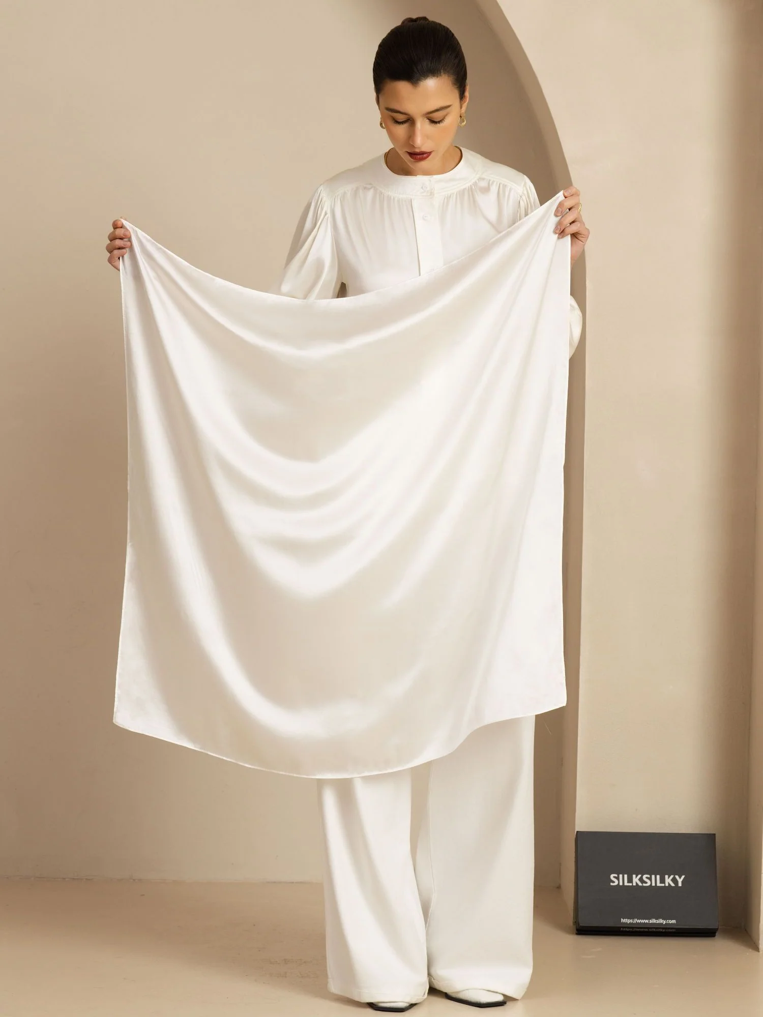 Pure Silk Classic  Elegant Square Scarf - Size 90x90cm - Image 12