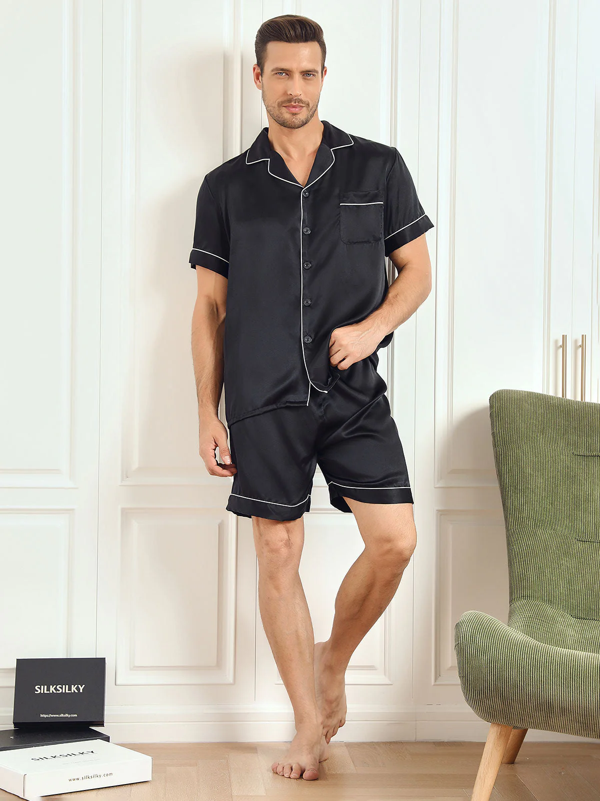 Pure Silk Short Sleeve Notch Collar Men's Pajamas Set with Shorts - Image 10