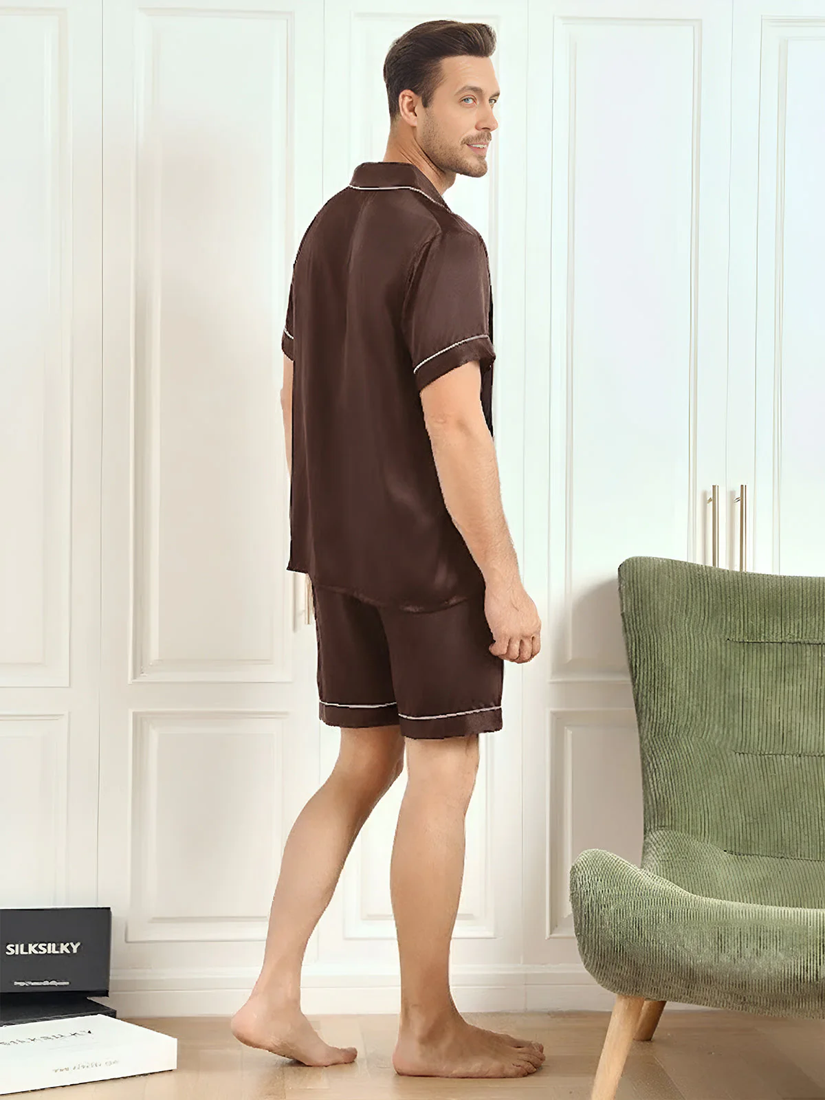 Pure Silk Short Sleeve Notch Collar Men's Pajamas Set with Shorts - Image 20