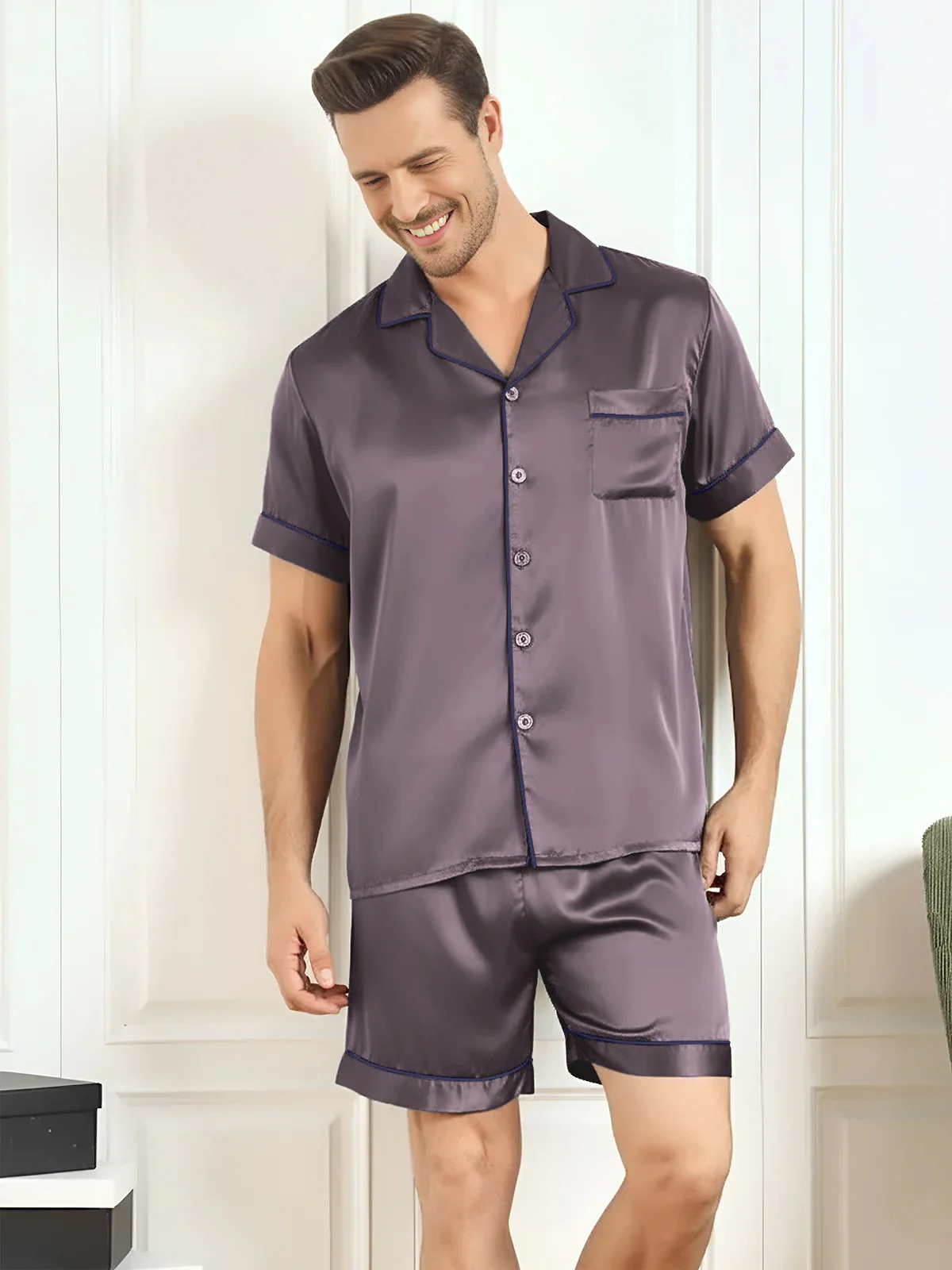 Pure Silk Short Sleeve Notch Collar Men's Pajamas Set with Shorts - Image 24
