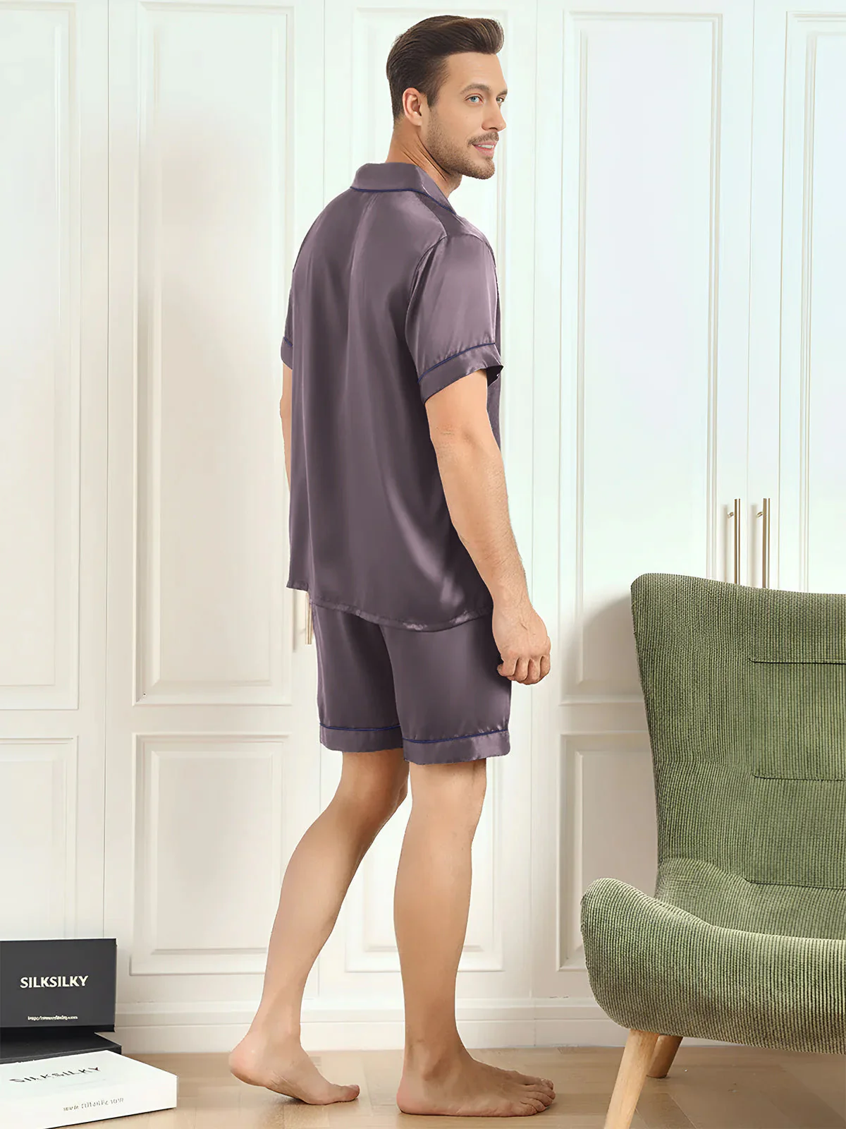 Pure Silk Short Sleeve Notch Collar Men's Pajamas Set with Shorts - Image 25