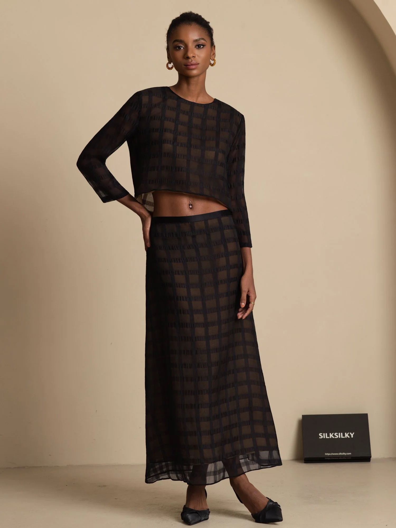Pure Silk High-Waist A-Line Textured Grid Long Skirt With Back Zipper - Image 6