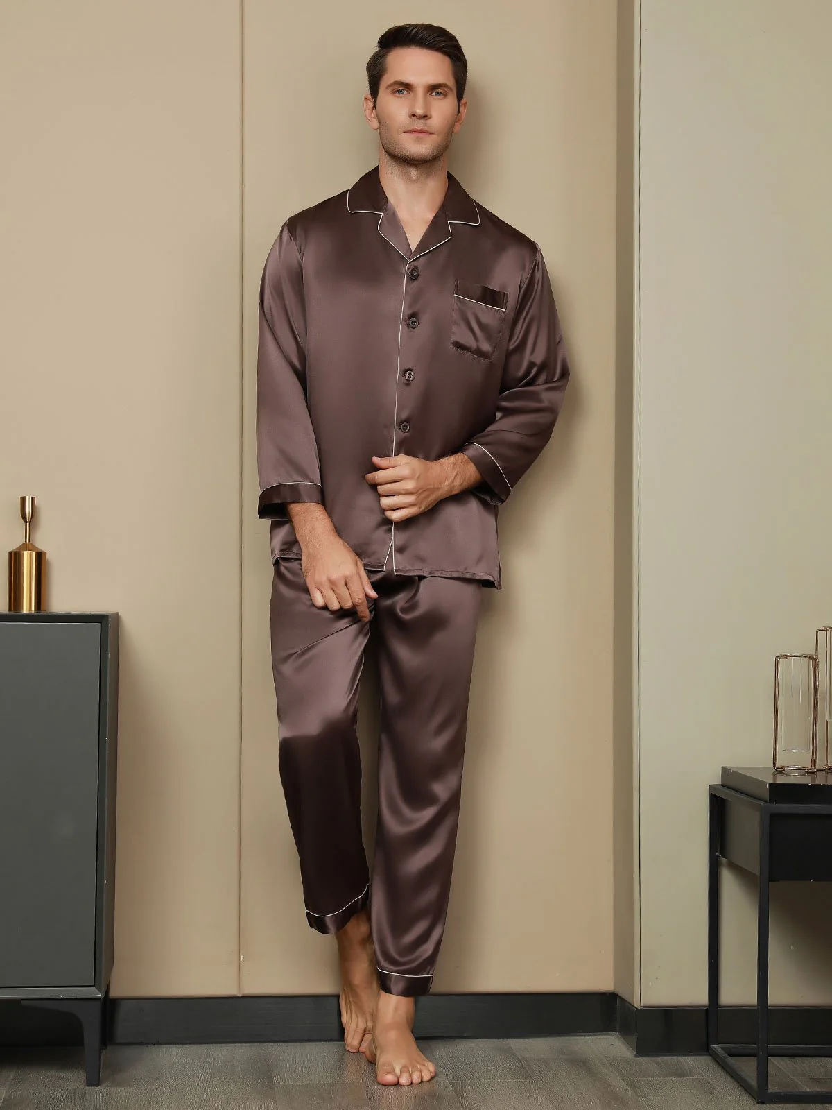 Pure Silk Long Sleeve Men's Pajamas Set - Image 11