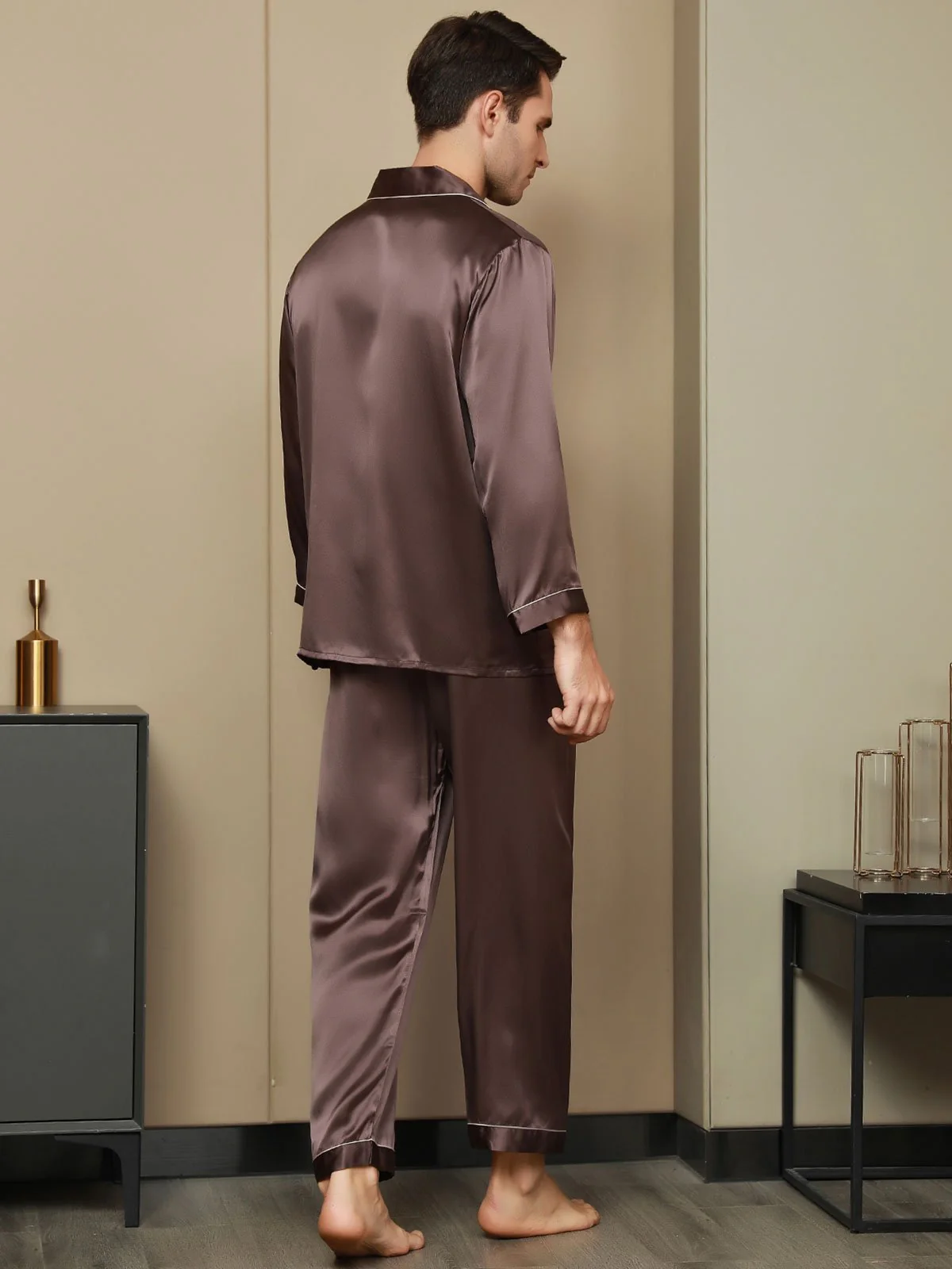 Pure Silk Long Sleeve Men's Pajamas Set - Image 12