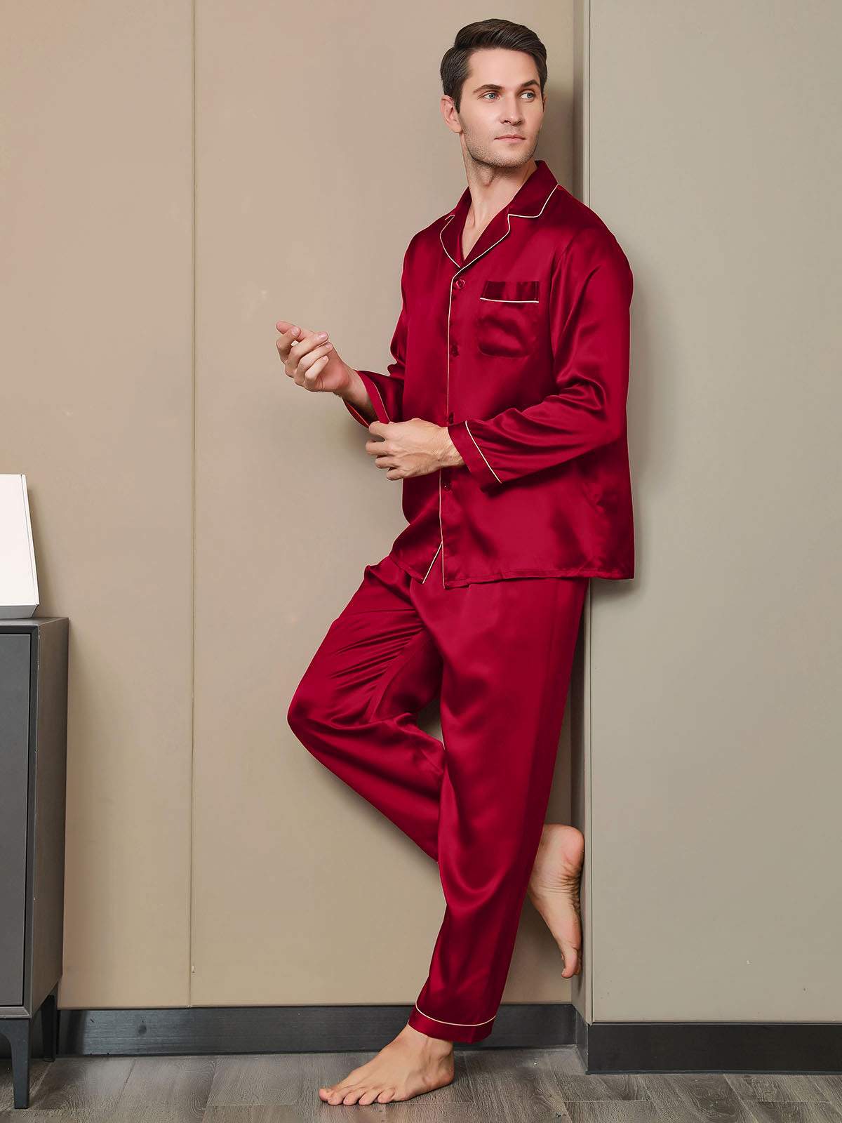 Pure Silk Long Sleeve Men's Pajamas Set - Image 18