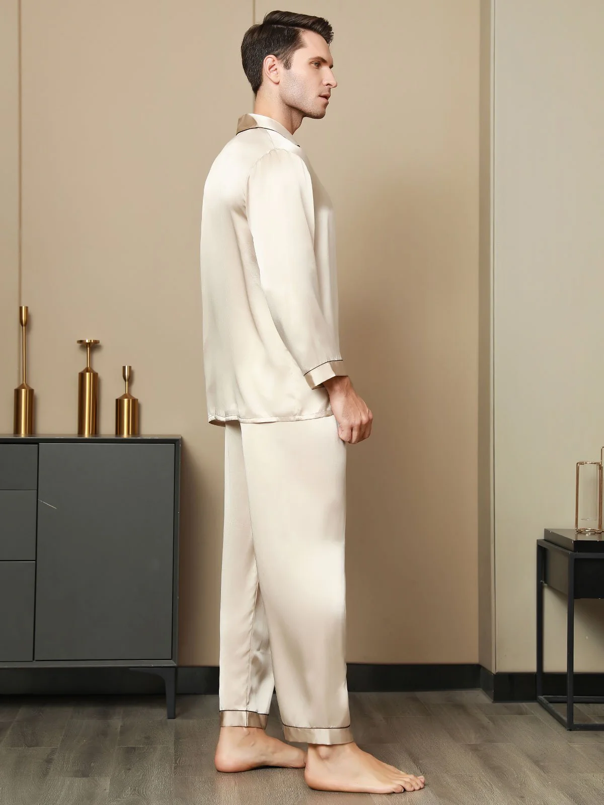 Pure Silk Long Sleeve Men's Pajamas Set - Image 29