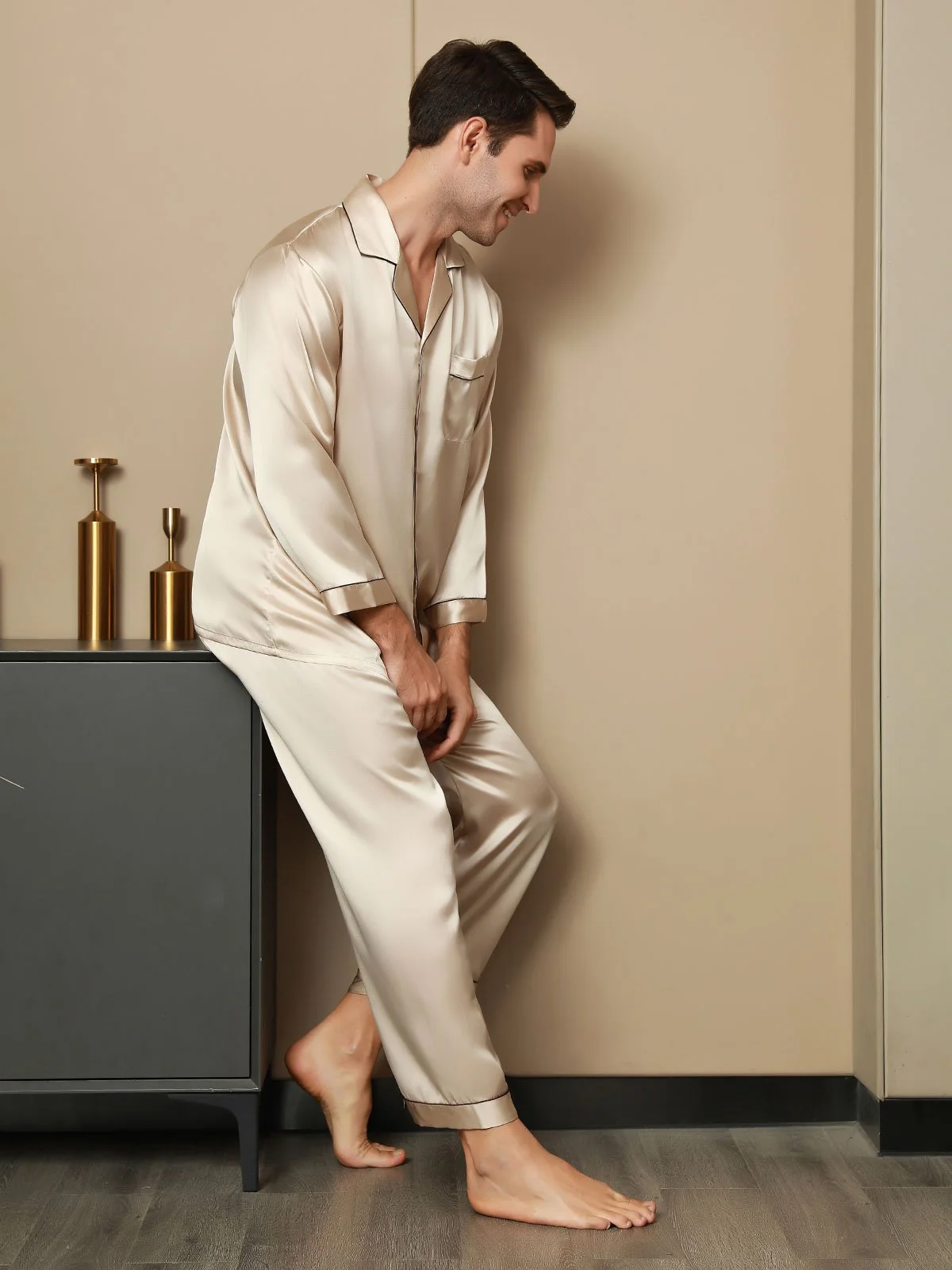 Pure Silk Long Sleeve Men's Pajamas Set - Image 33