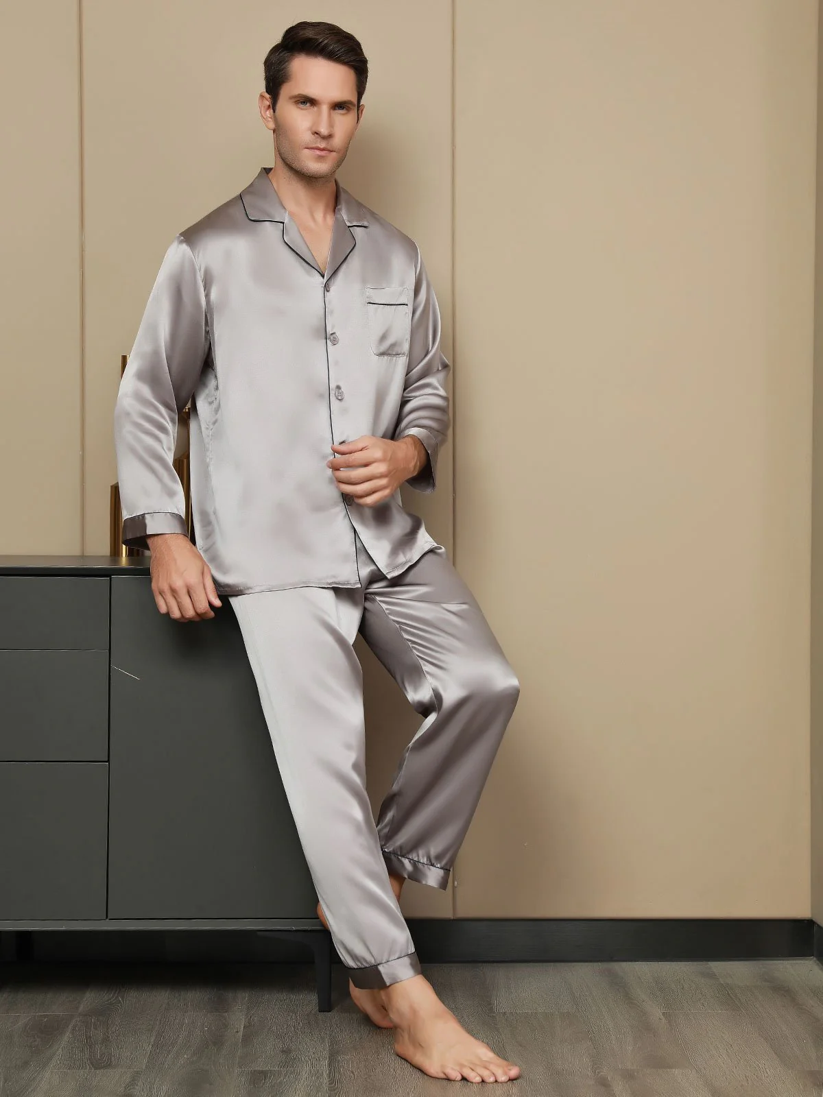 Pure Silk Long Sleeve Men's Pajamas Set - Image 41