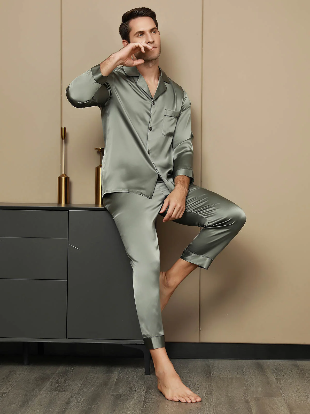 Men's Pure Silk Long Sleeve Notch Collar Pajamas Set - Image 4