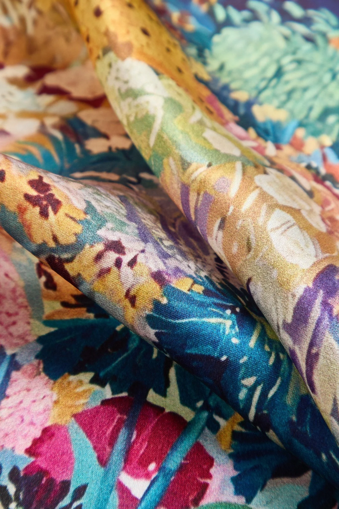 Pure Silk Printed Square Scarf 53*53 cm - Image 5