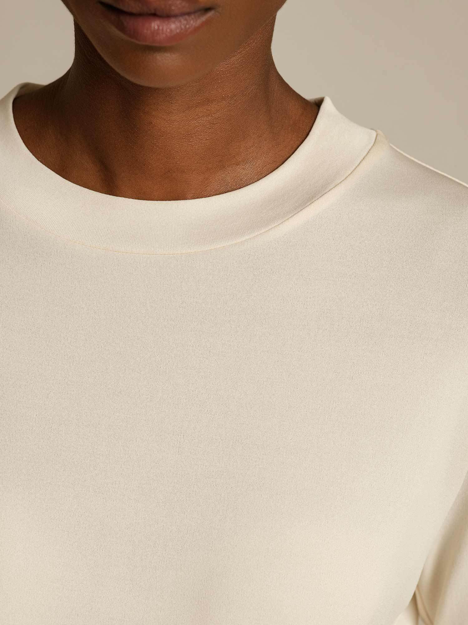 Women's Pure Silk Half Sleeve Round Neck T-Shirt - Image 4