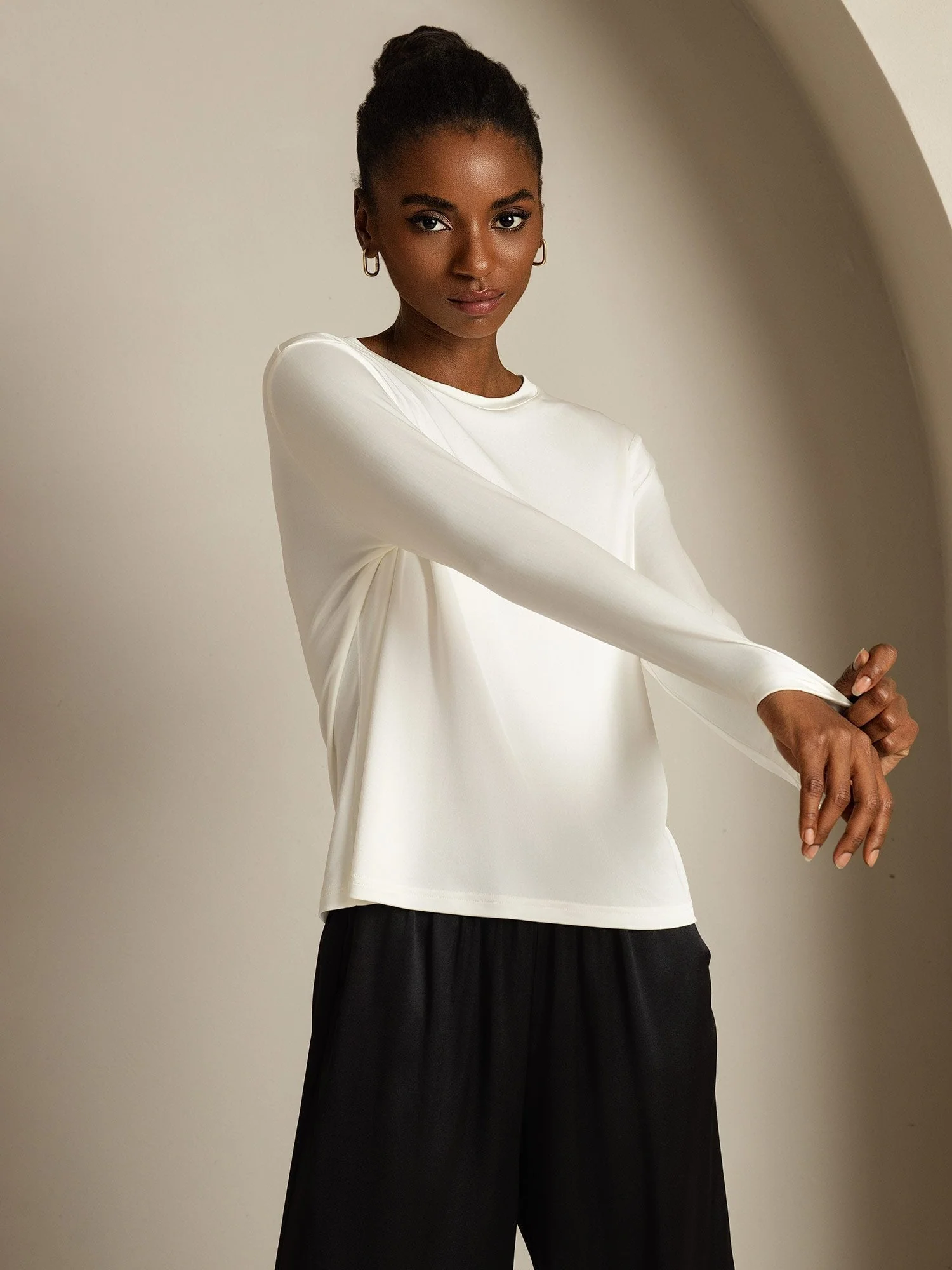 Women's Pure Silk Long Sleeve Round Neck Top - Image 24