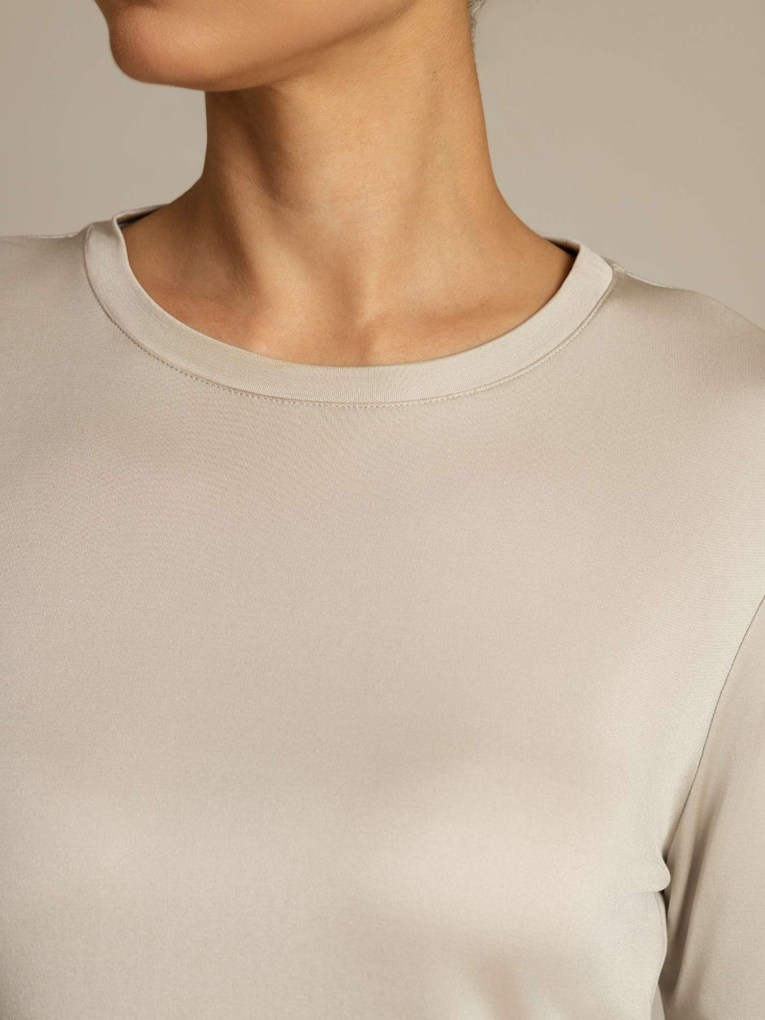 Women's Pure Silk Long Sleeve Round Neck Top - Image 38