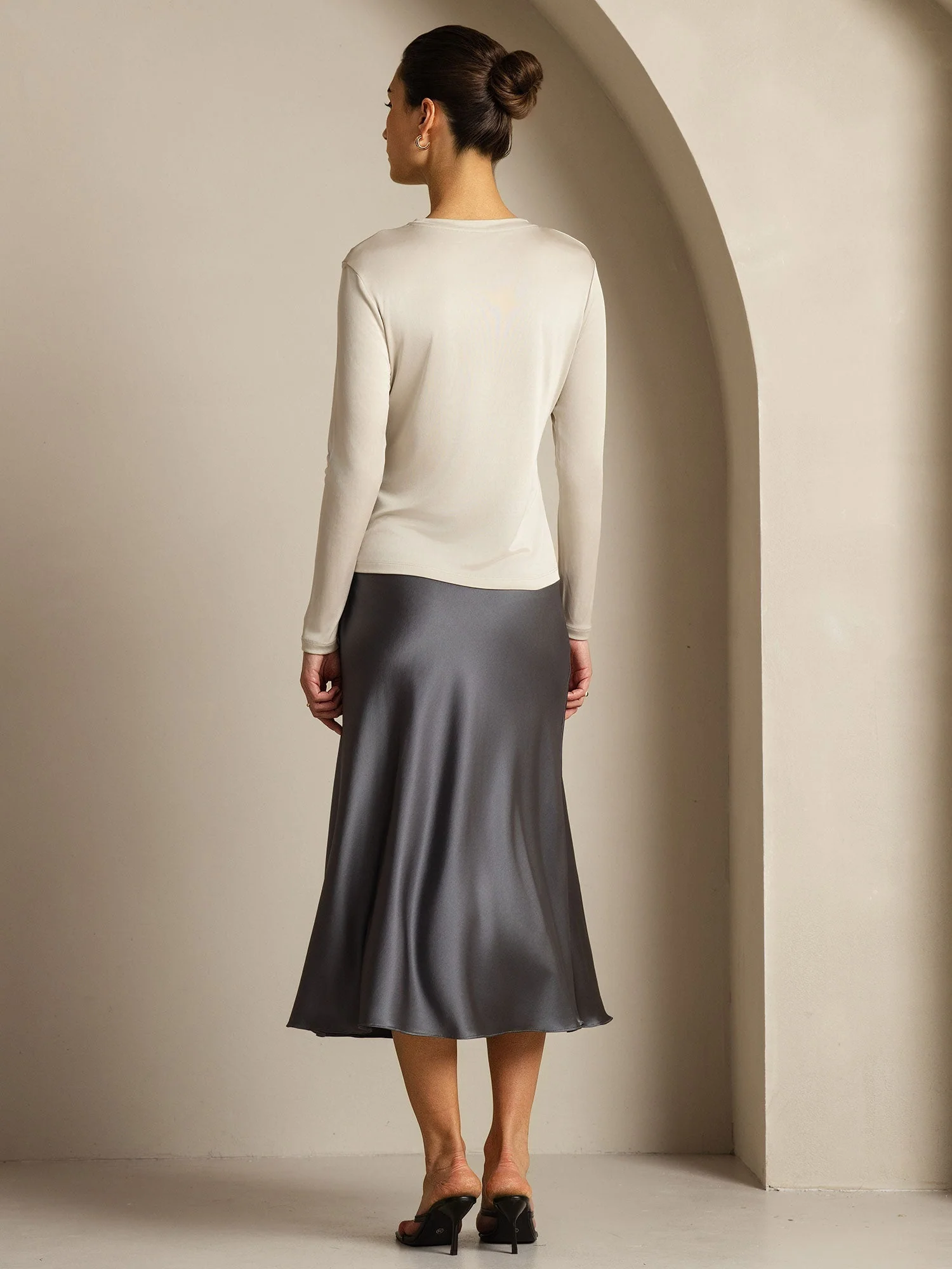 Women's Pure Silk Long Sleeve Round Neck Top - Image 46