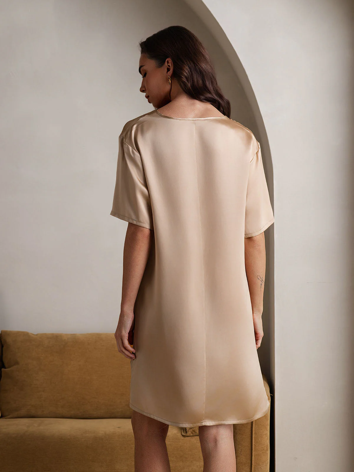 Pure Silk Half Sleeve V-neck Short Nightgown with Split Design - Image 42