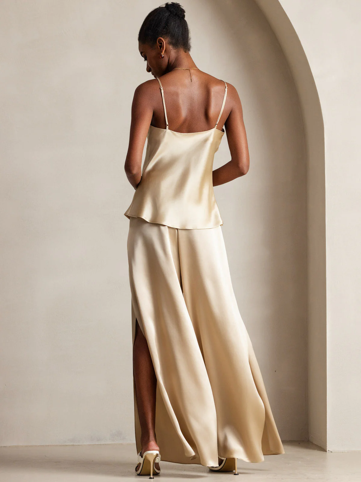 Pure Silk Spaghetti Strap V Neck Camisoles - Image 14