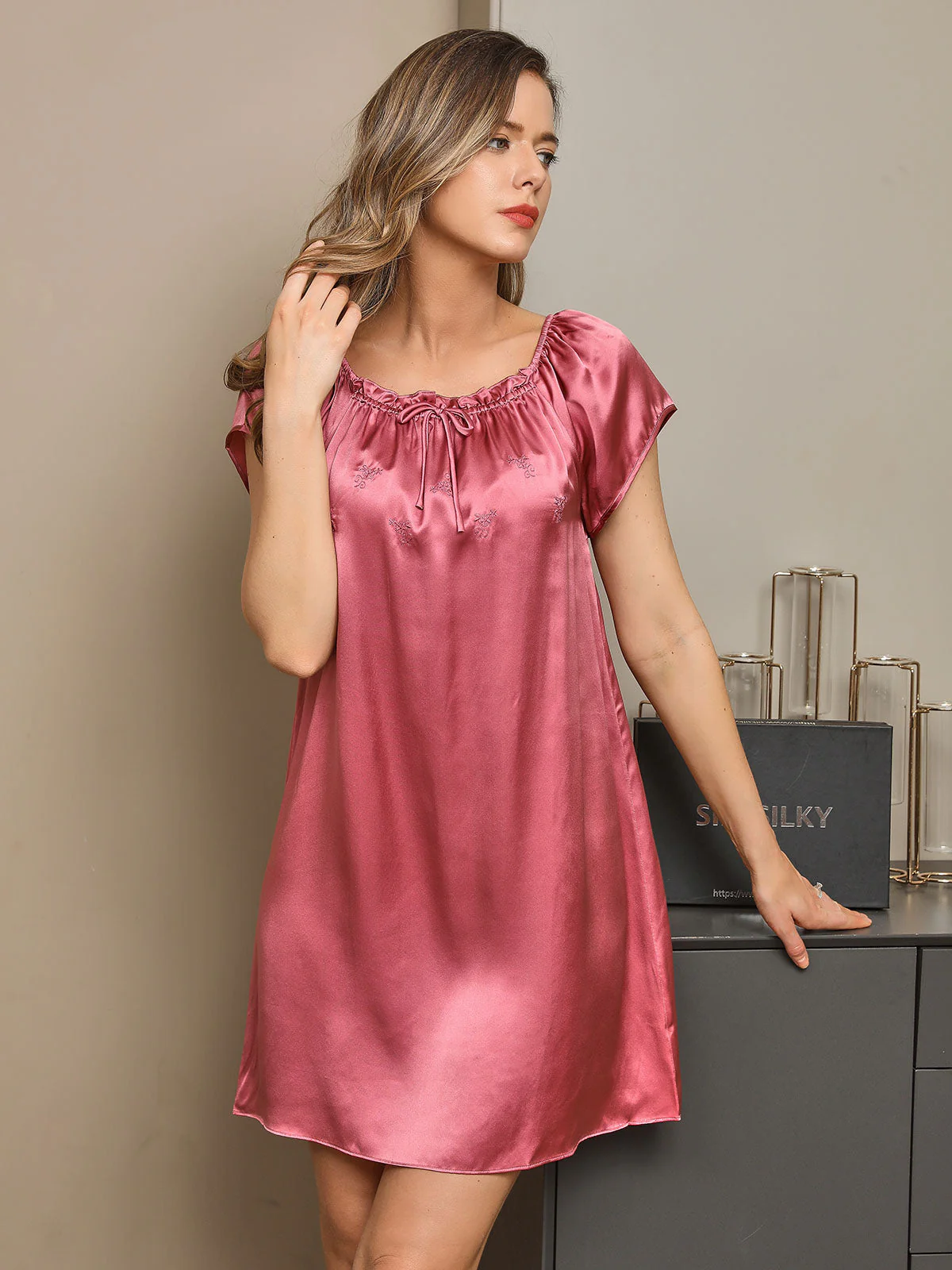 Pure Silk Cap Sleeve Square Neck Short Nightgown - Image 11