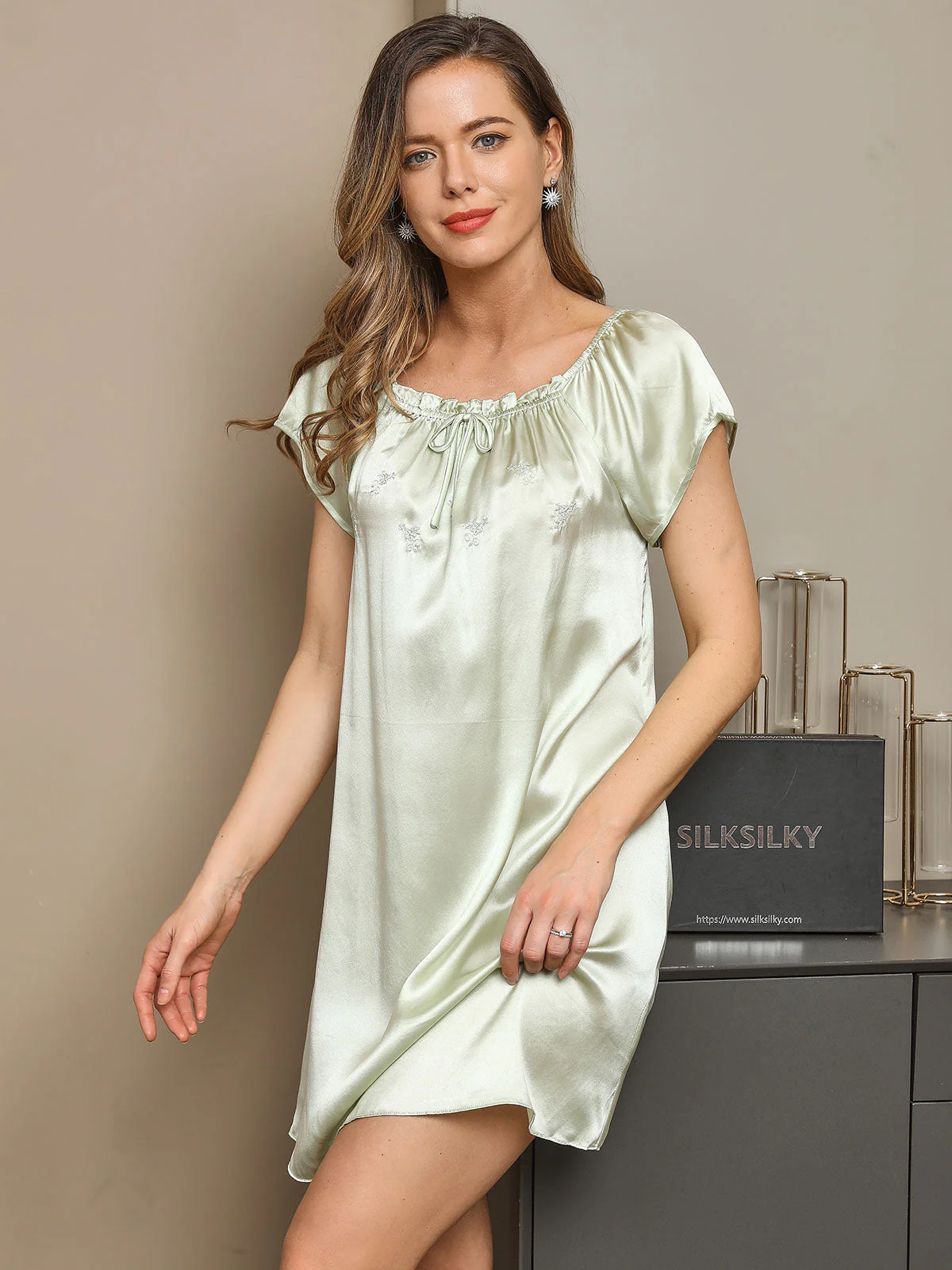Pure Silk Cap Sleeve Square Neck Short Nightgown - Image 9