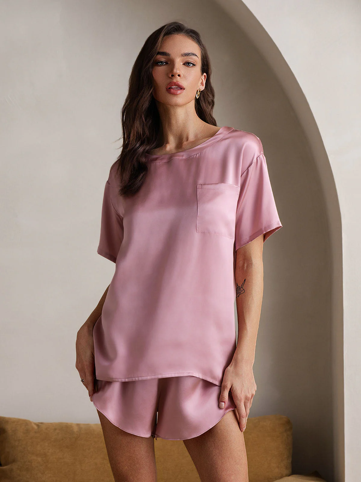 Pure Silk Short Sleeve Round Neck Women's Pajamas Set - Image 18