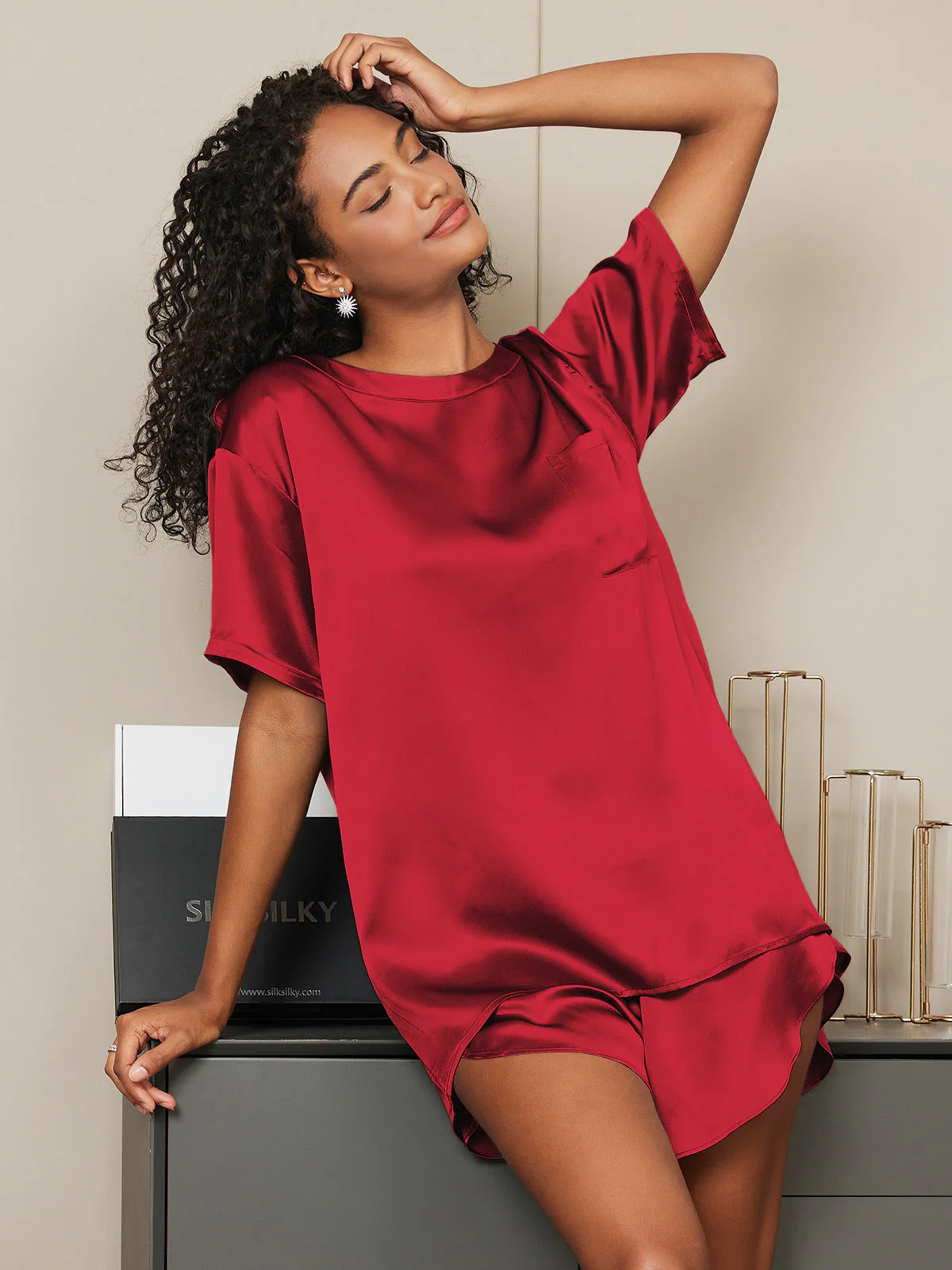 Pure Silk Short Sleeve Round Neck Women's Pajamas Set - Image 47