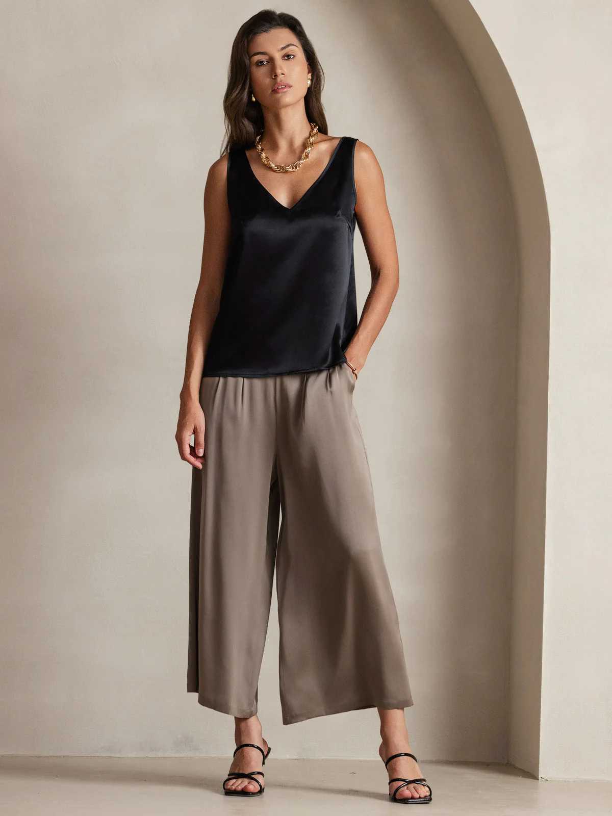 Clearance(US Warehouse) - Pure Silk Wide Straps Tank Top - Image 15