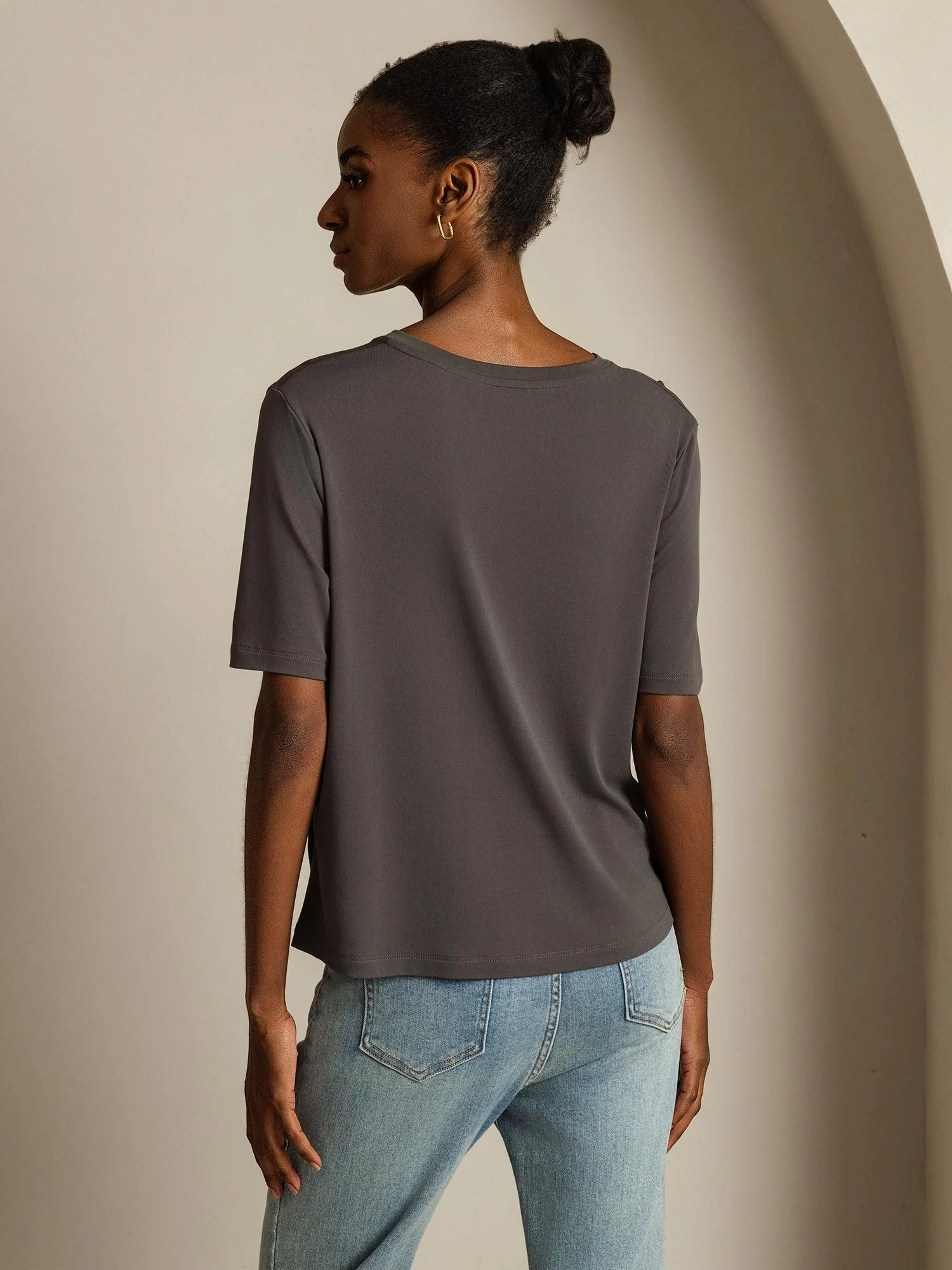 Pure Silk V-Neck Women's T-Shirt - Image 18