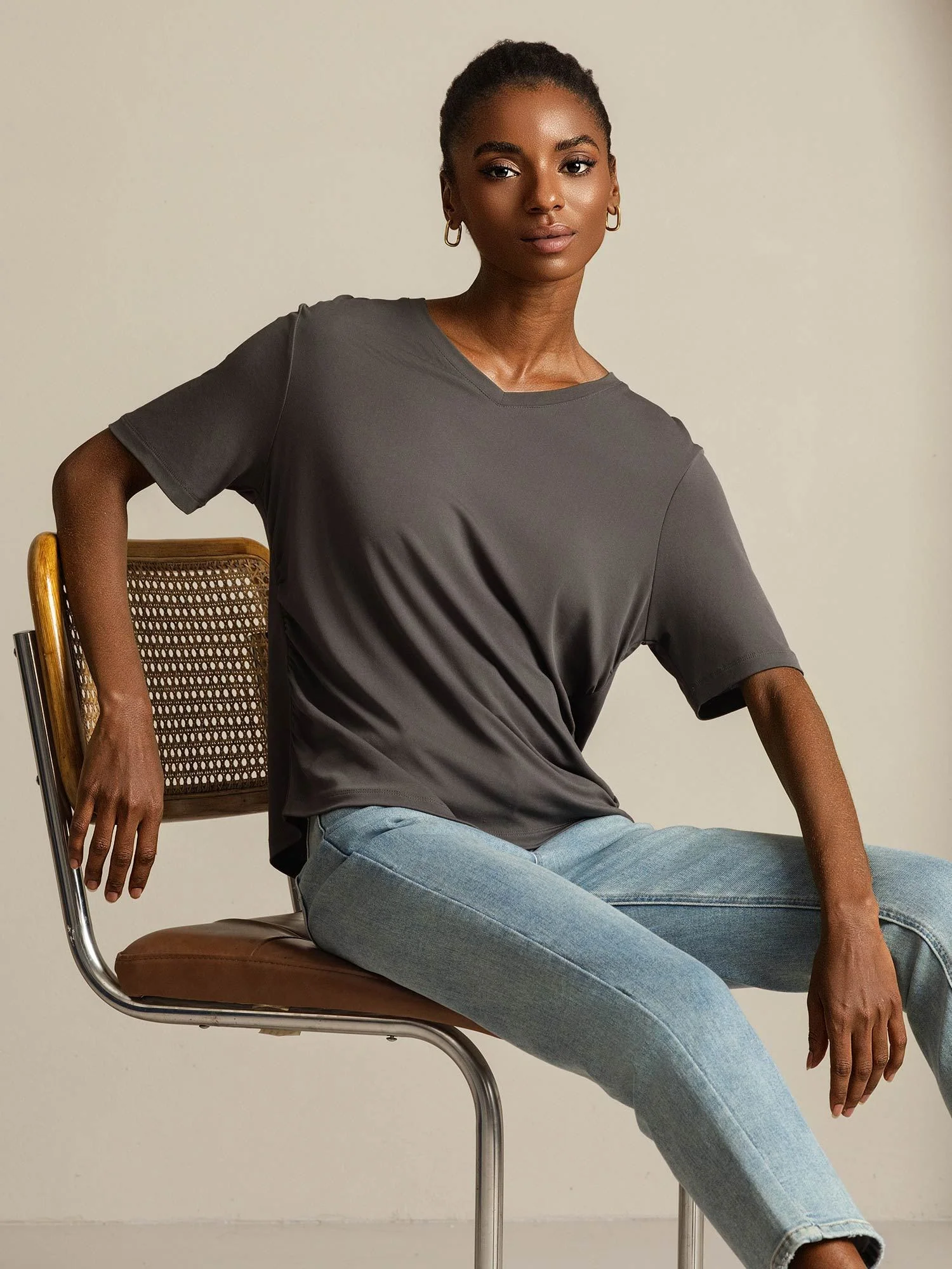 Pure Silk V-Neck Women's T-Shirt - Image 23
