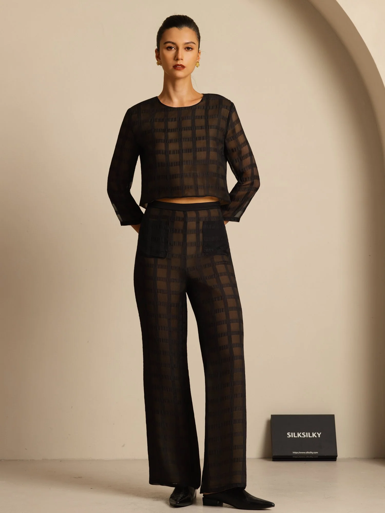 Pure Silk Women's High-Waist Textured Grid Wide-Leg Pants With Pockets - Image 7