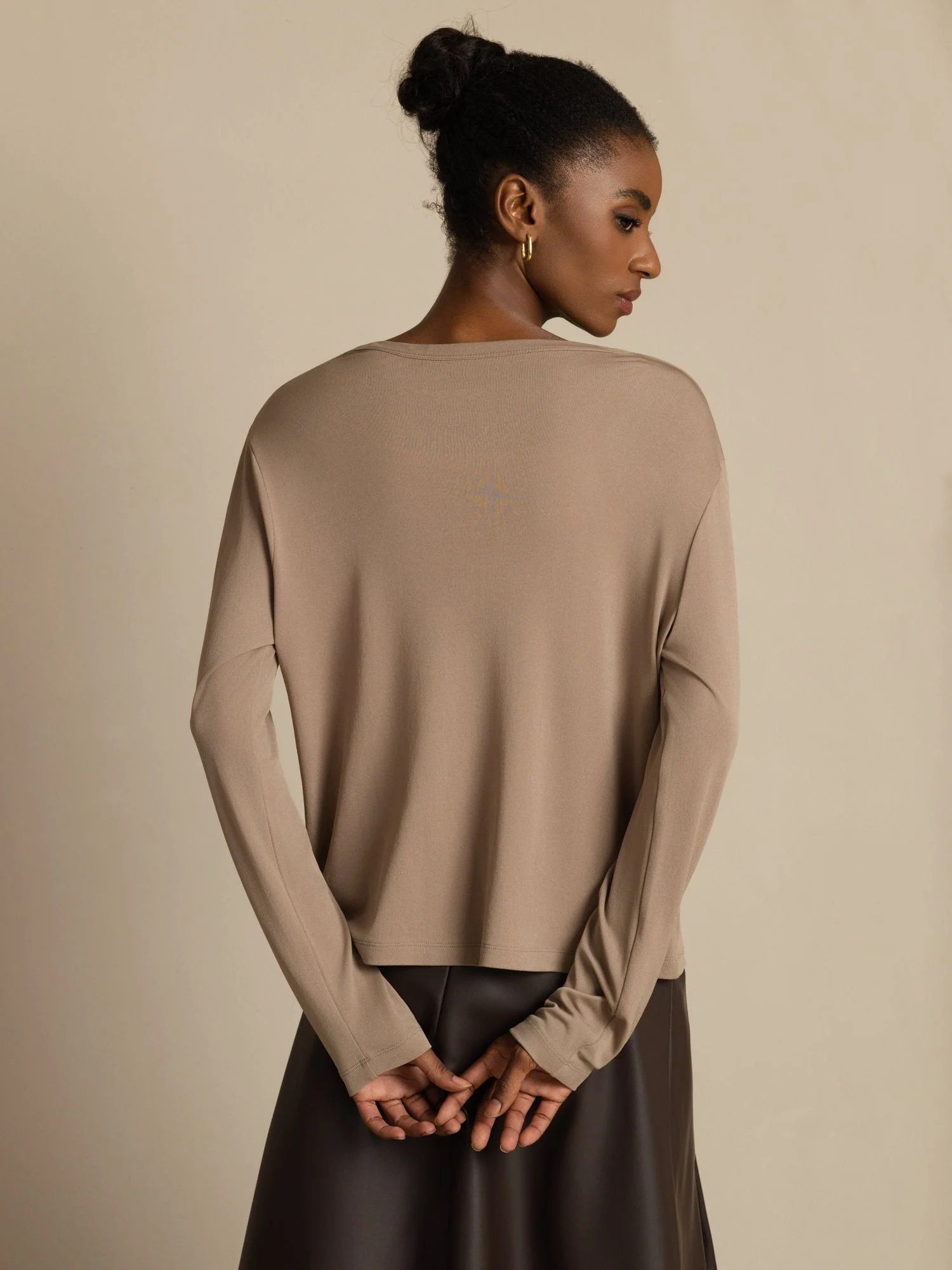 Pure Silk Women's V-Neck Long Sleeve Basic Cardigan - Image 2