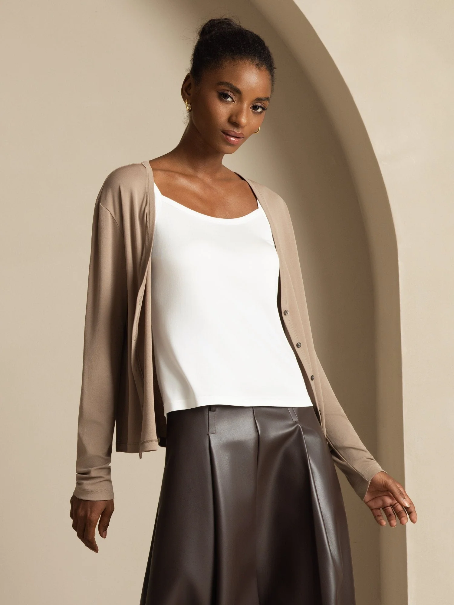 Pure Silk Women's V-Neck Long Sleeve Basic Cardigan - Image 3