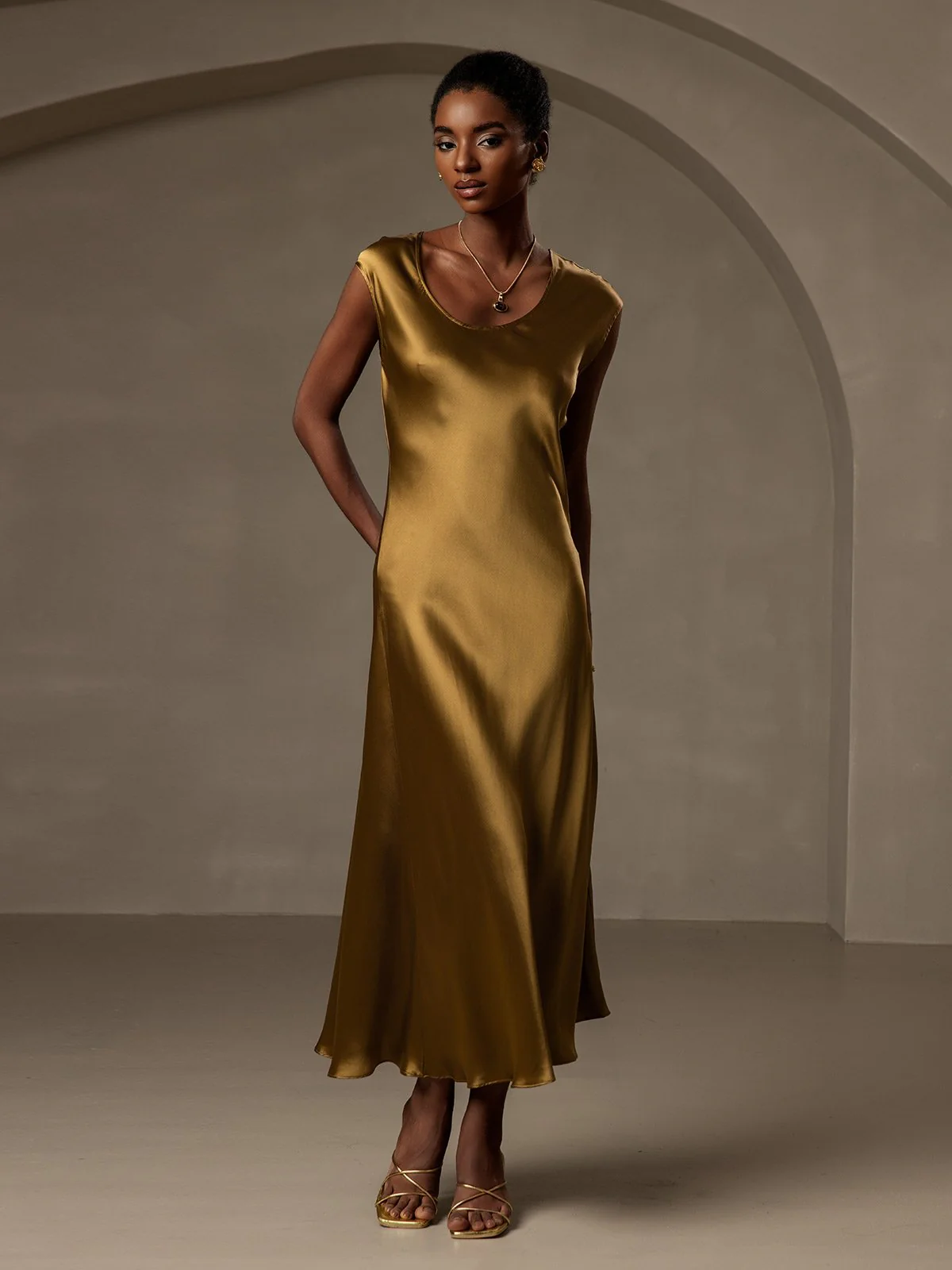19Momme Silk Cap Sleeve Round Neck Midi Dress - Image 4