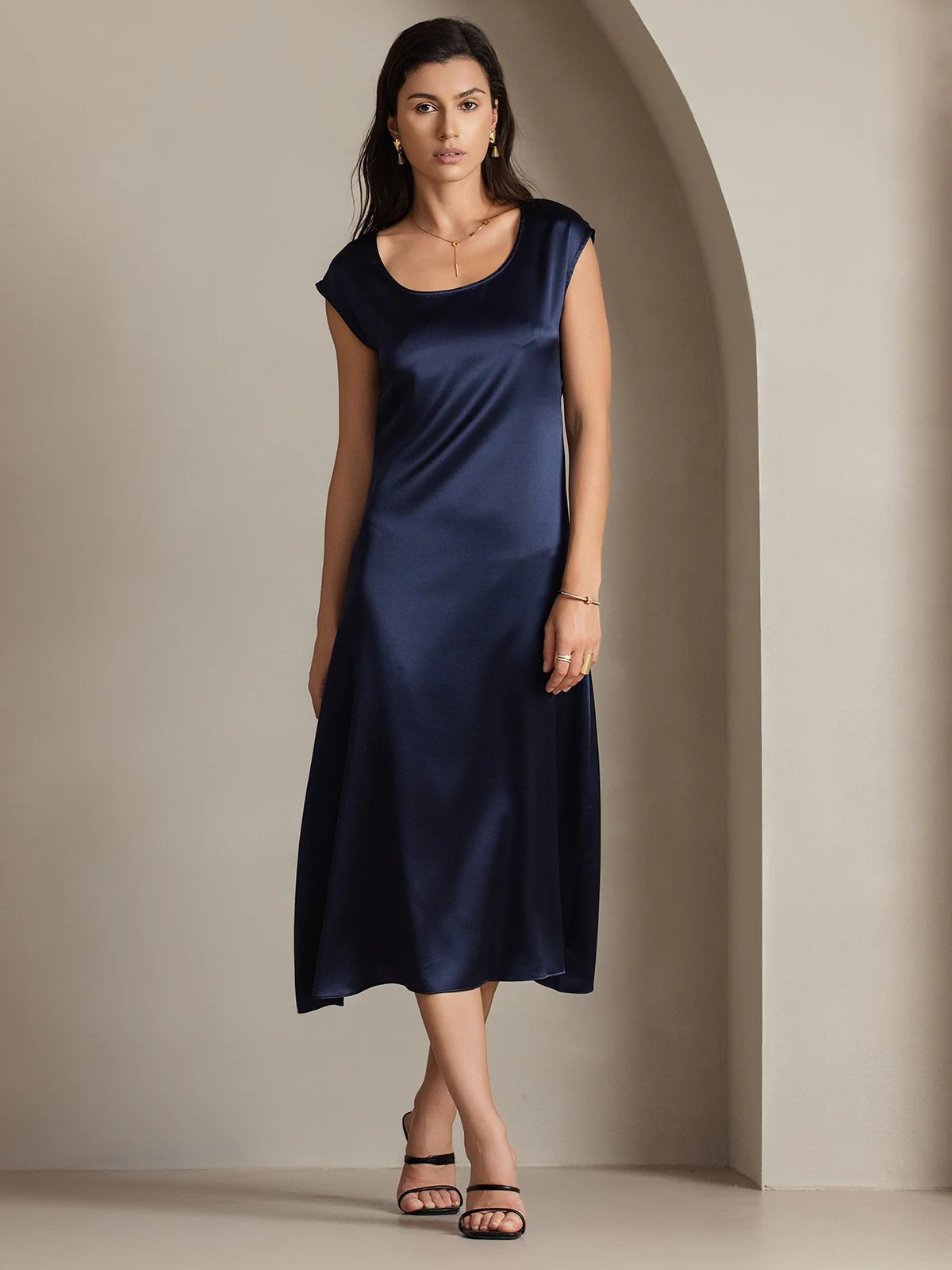 Clearance - 19Momme Silk Cap Sleeve Round Neck Midi Dress - Image 3