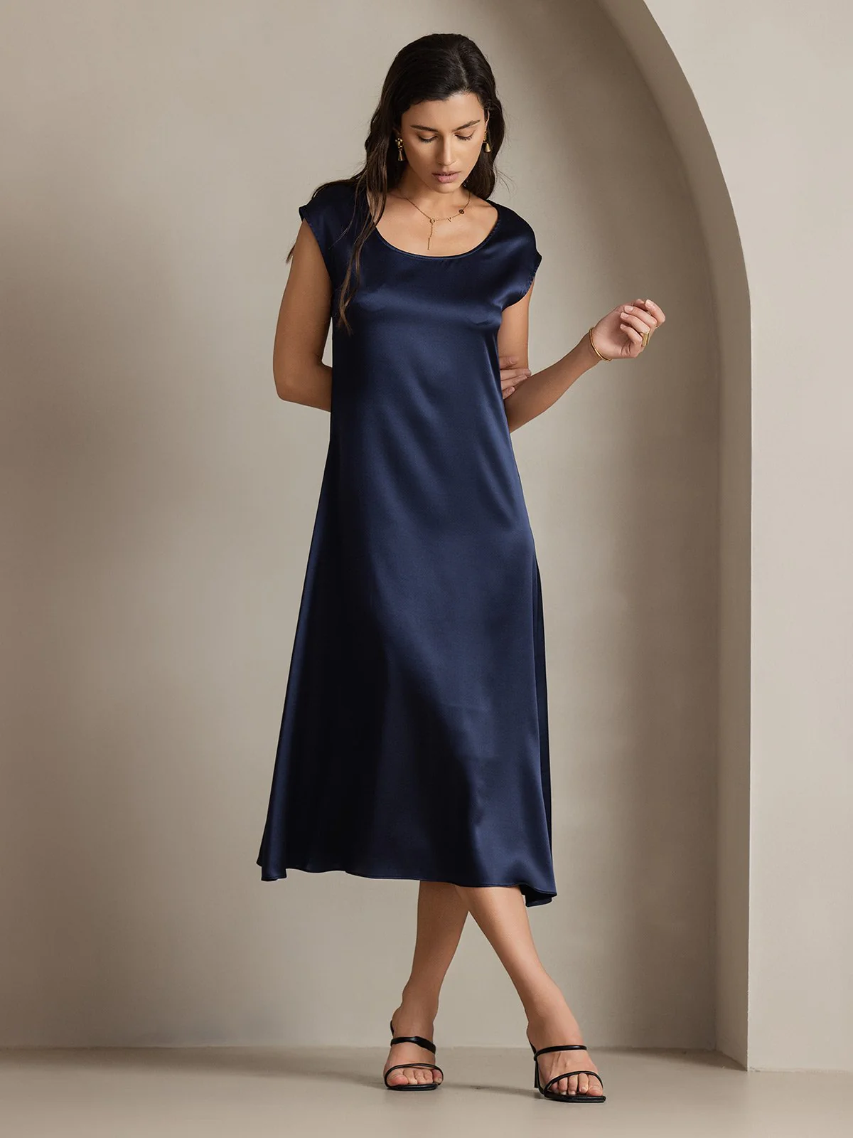 Clearance - 19Momme Silk Cap Sleeve Round Neck Midi Dress - Image 6