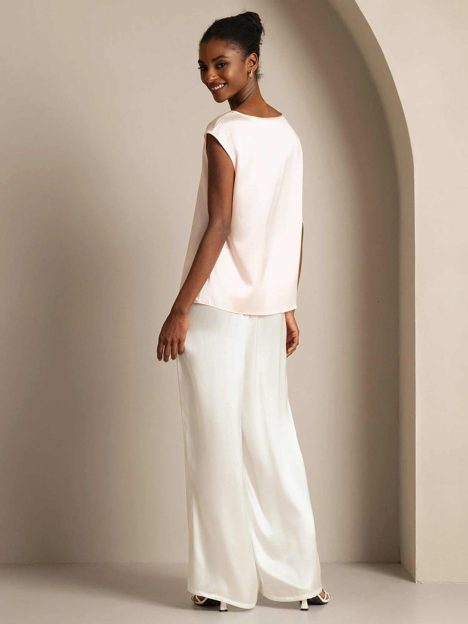 19Momme Silk Cap Sleeve Round Neck Women's Top - Image 52
