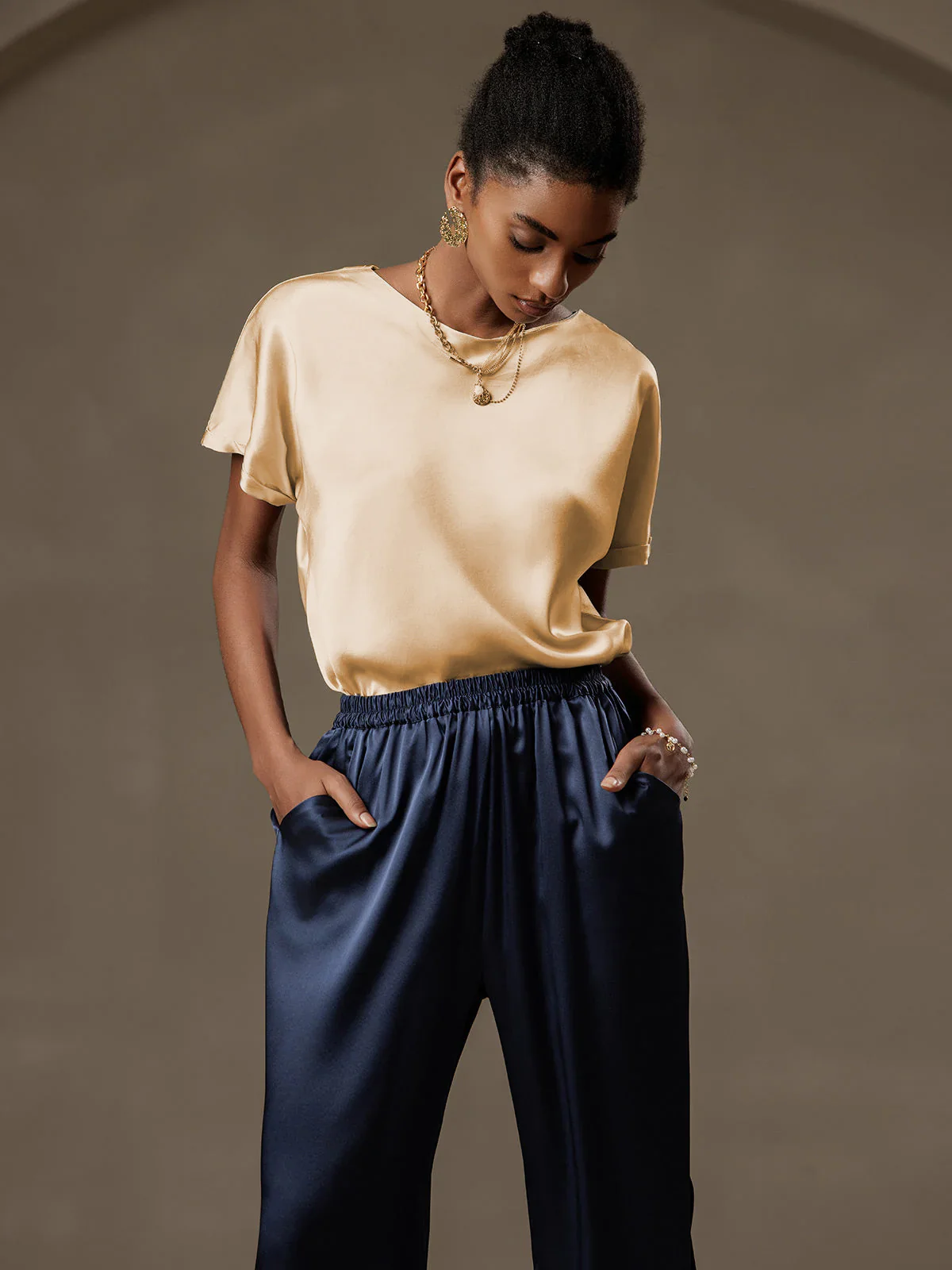 19Momme Silk Short Sleeve Boat Neck Women's T-Shirt - Image 32
