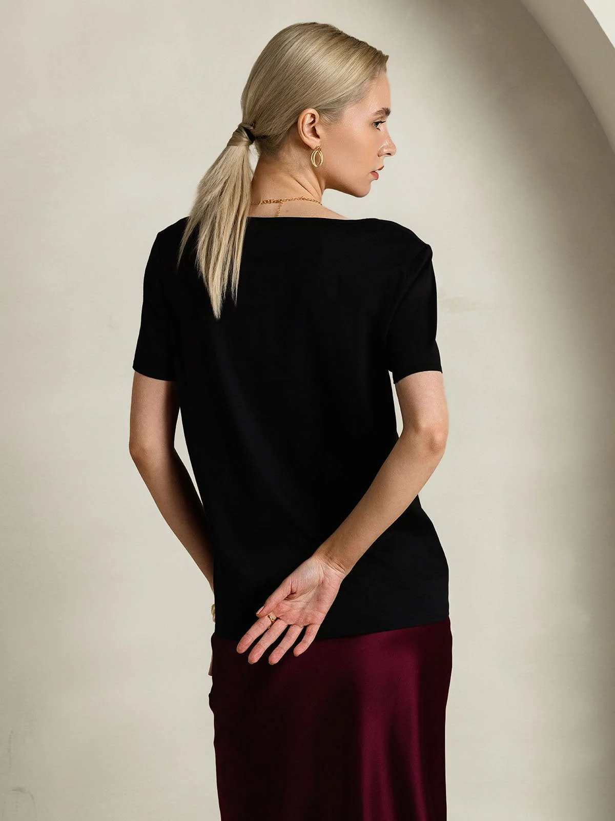 Clearance - Silk Blend V-neck Women's T-Shirt - Image 10