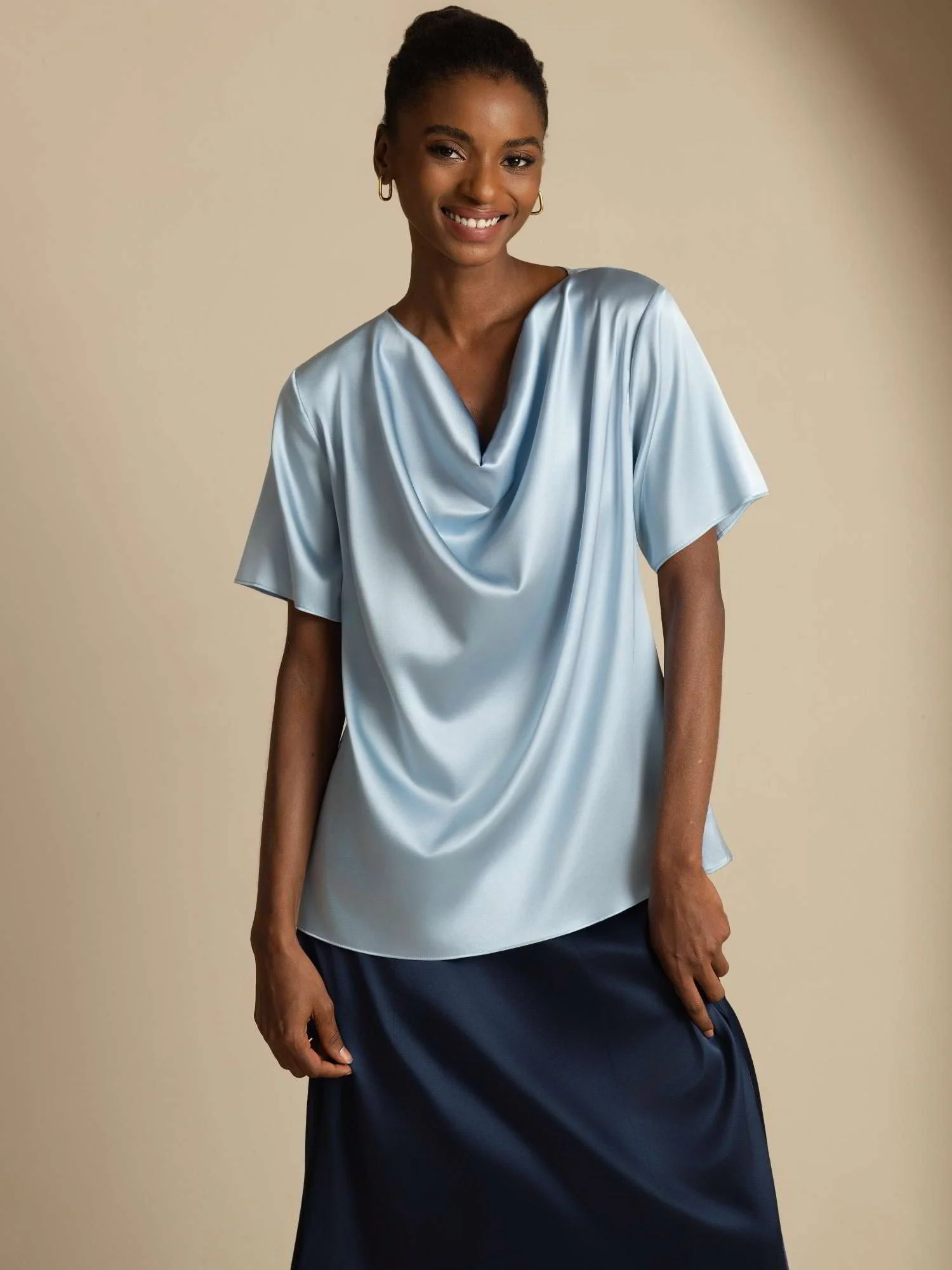 19Momme Women's Silk Short Sleeve Cowl Neck T-Shirt - Image 18