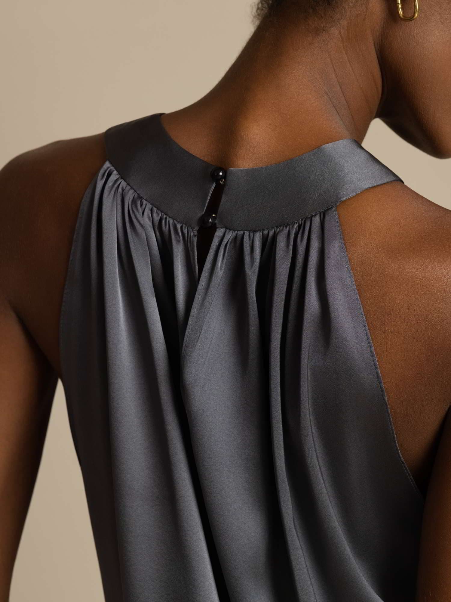 19Momme Silk Sleeveless Halter Neck Women's Top - Image 11