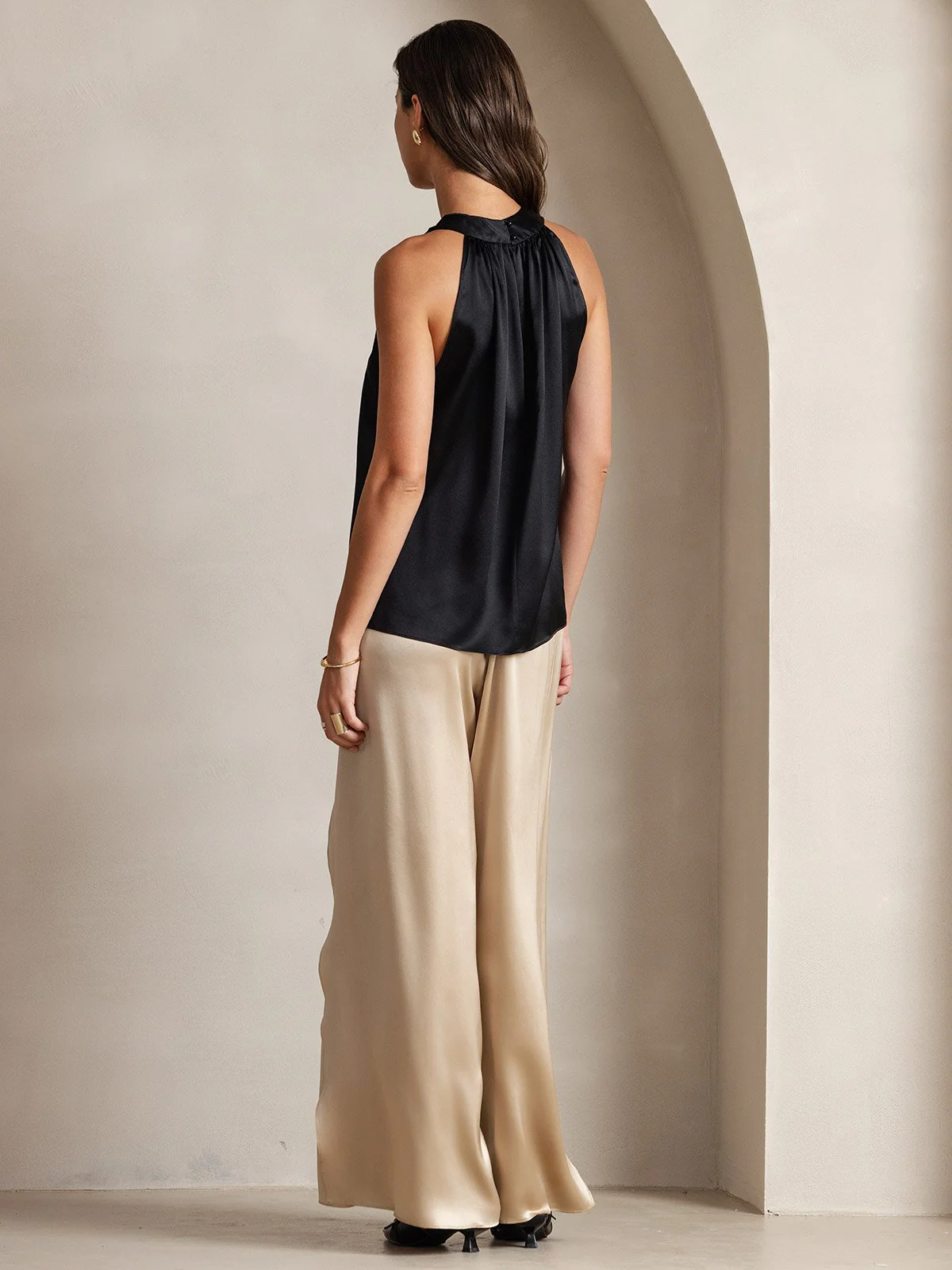 19Momme Silk Sleeveless Halter Neck Women's Top - Image 33