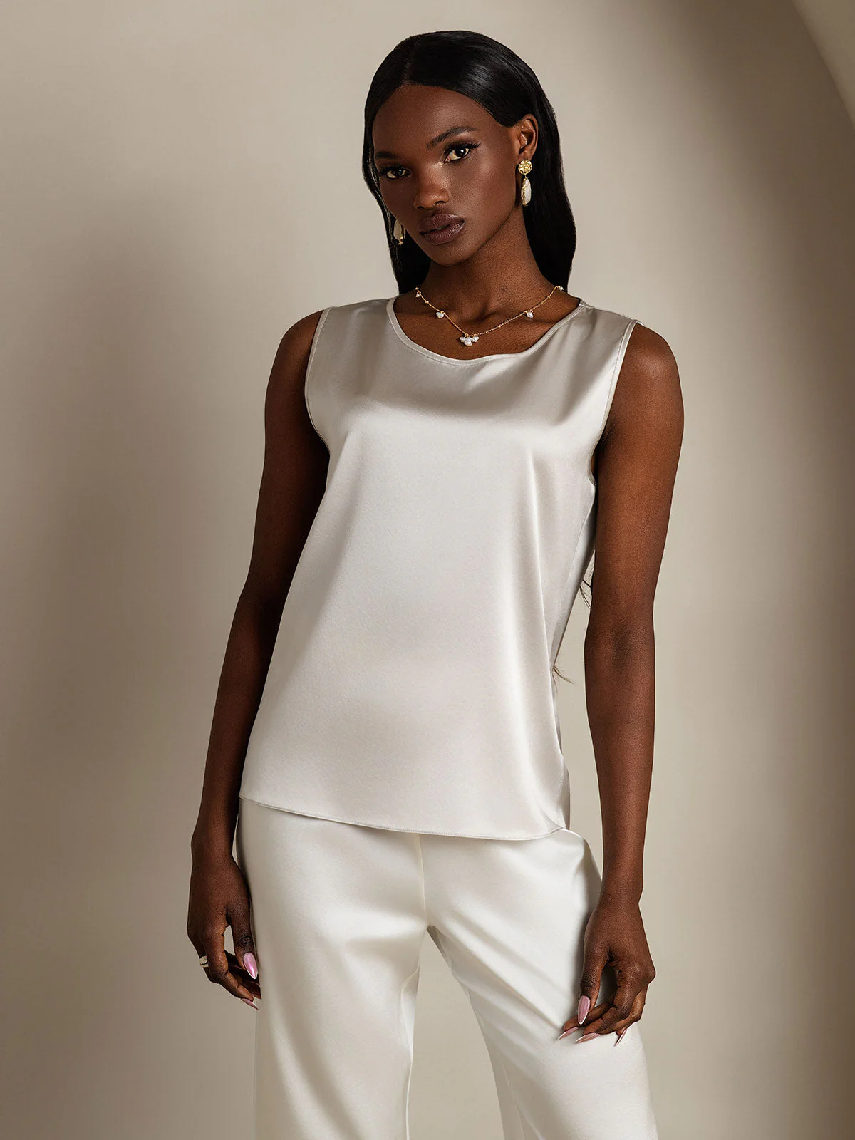 19Momme Silk Sleeveless Round Neck Women's Tank Top - Image 16